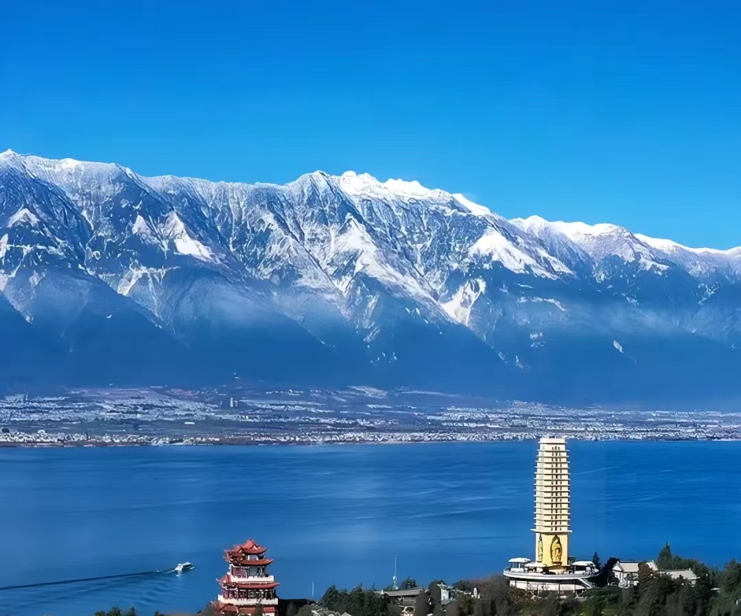 Colorful Yunnan Kunming + Dali + Shaxi + Lijiang + Shangri-La 8 days 7 nights private tour (Dali Erhai Lake + Jade Dragon Snow Mountain Cableway + Glacier Park + Tiger Leaping Gorge + Pudacuo National Park + Songzanlin Temple)