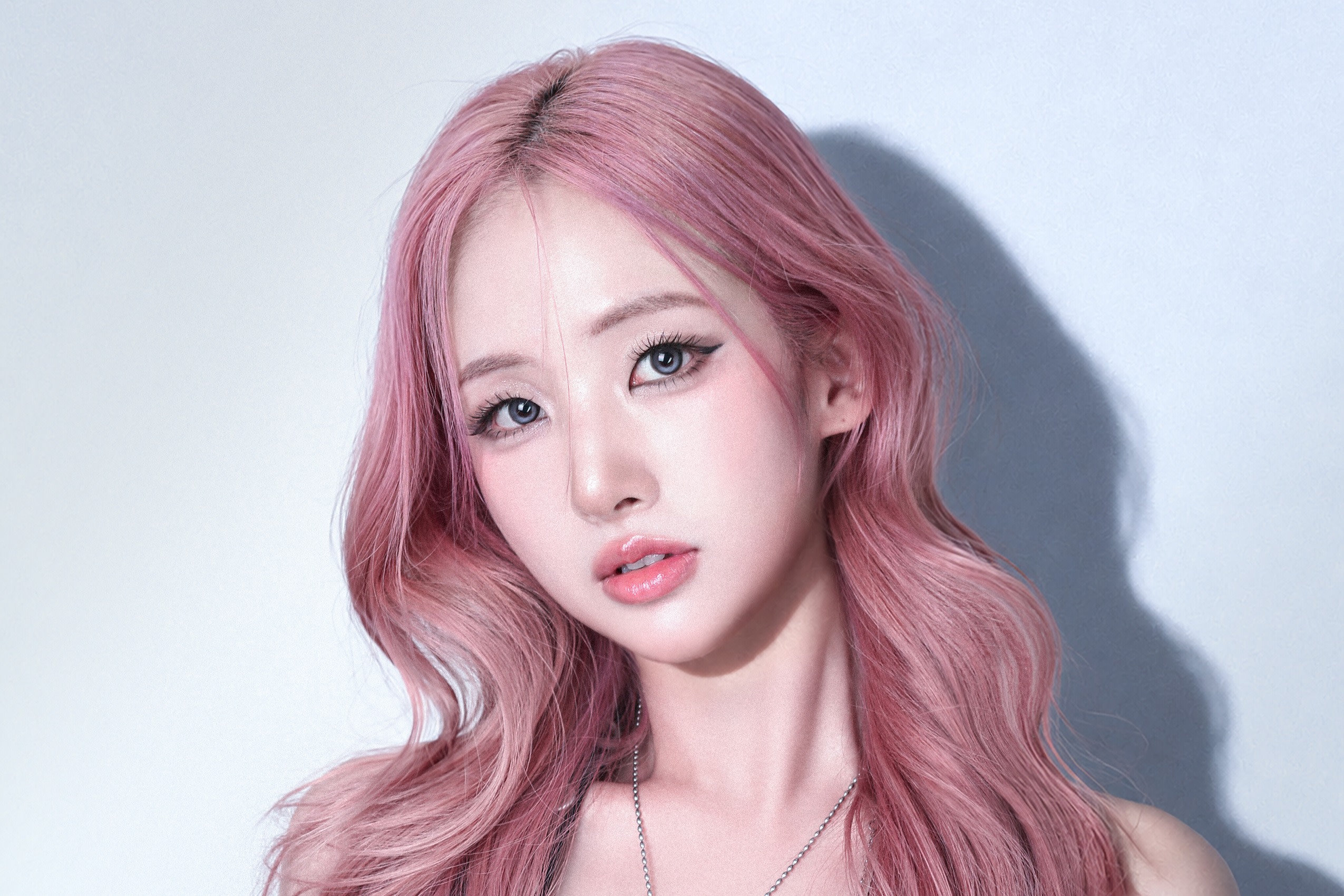Фотостудия Seoul Seongsu - K-Style ID/Профиль + Прическа и Макияж