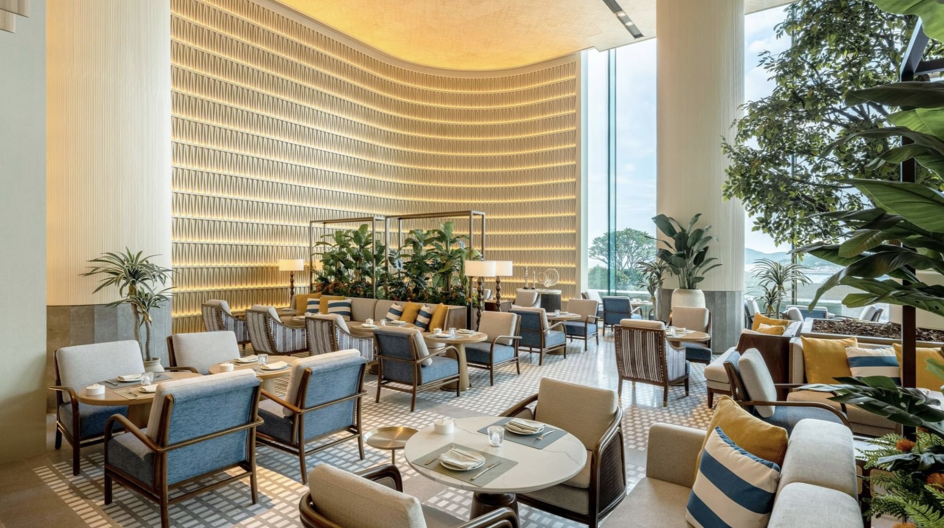 【27OFF 】The Fullerton Ocean Park Hotel Hong Kong Lighthouse Lounge