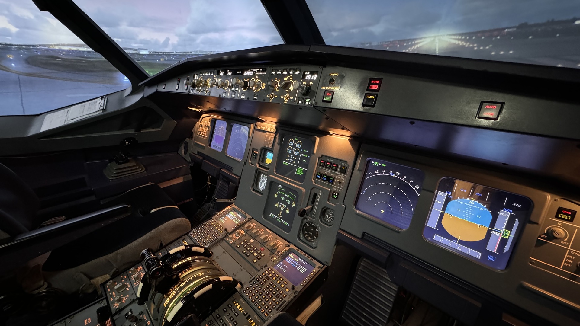 梳邦再也機場空中巴士 A320 飛行模擬體驗