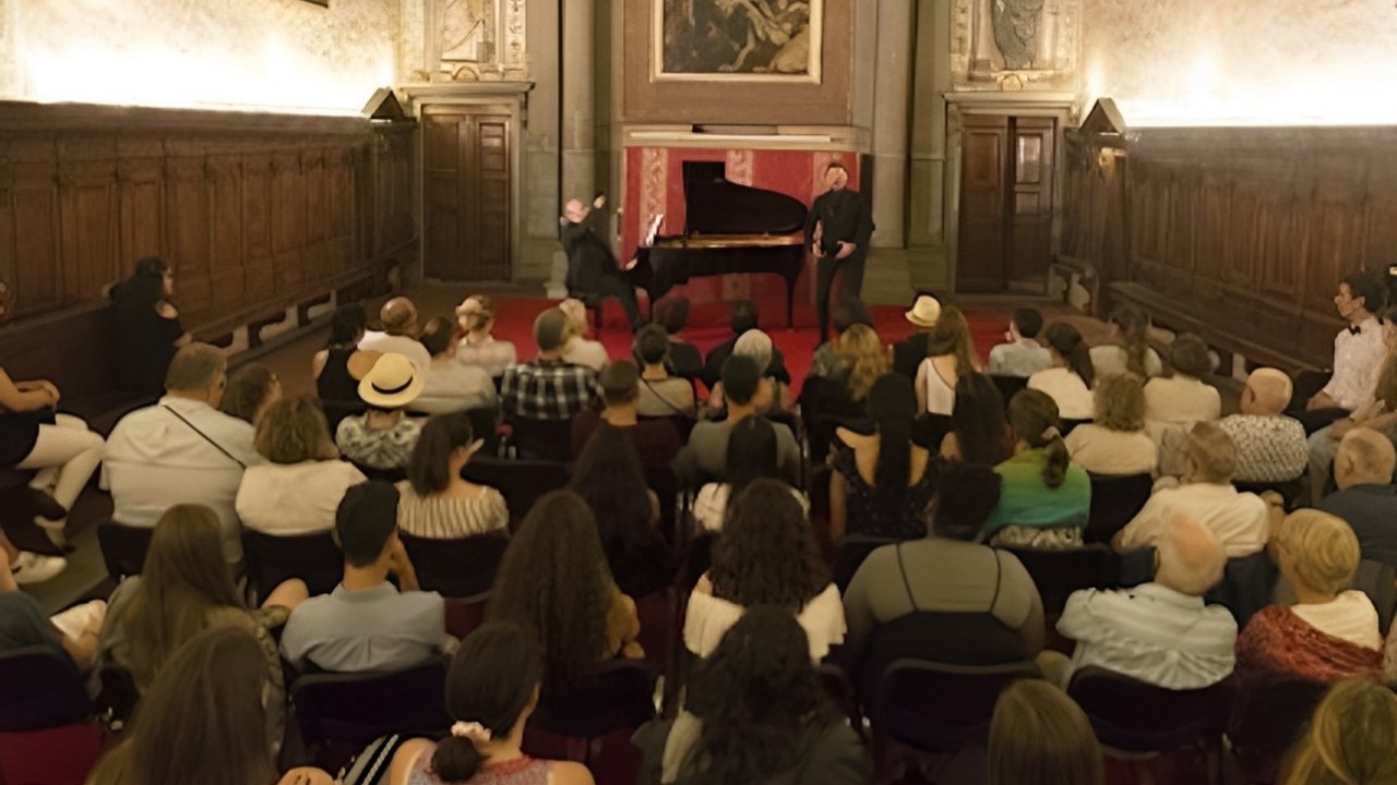 Full House enjoys a captivating performance, immersed in the beauty of opera music