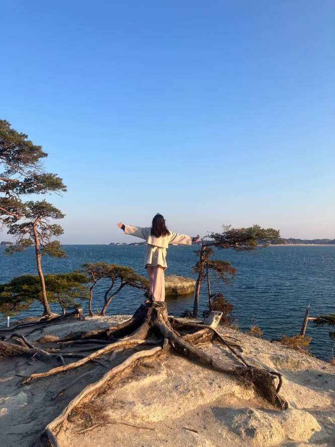 由當地學生導覽，從海陸空三個角度欣賞秋季松島的景色