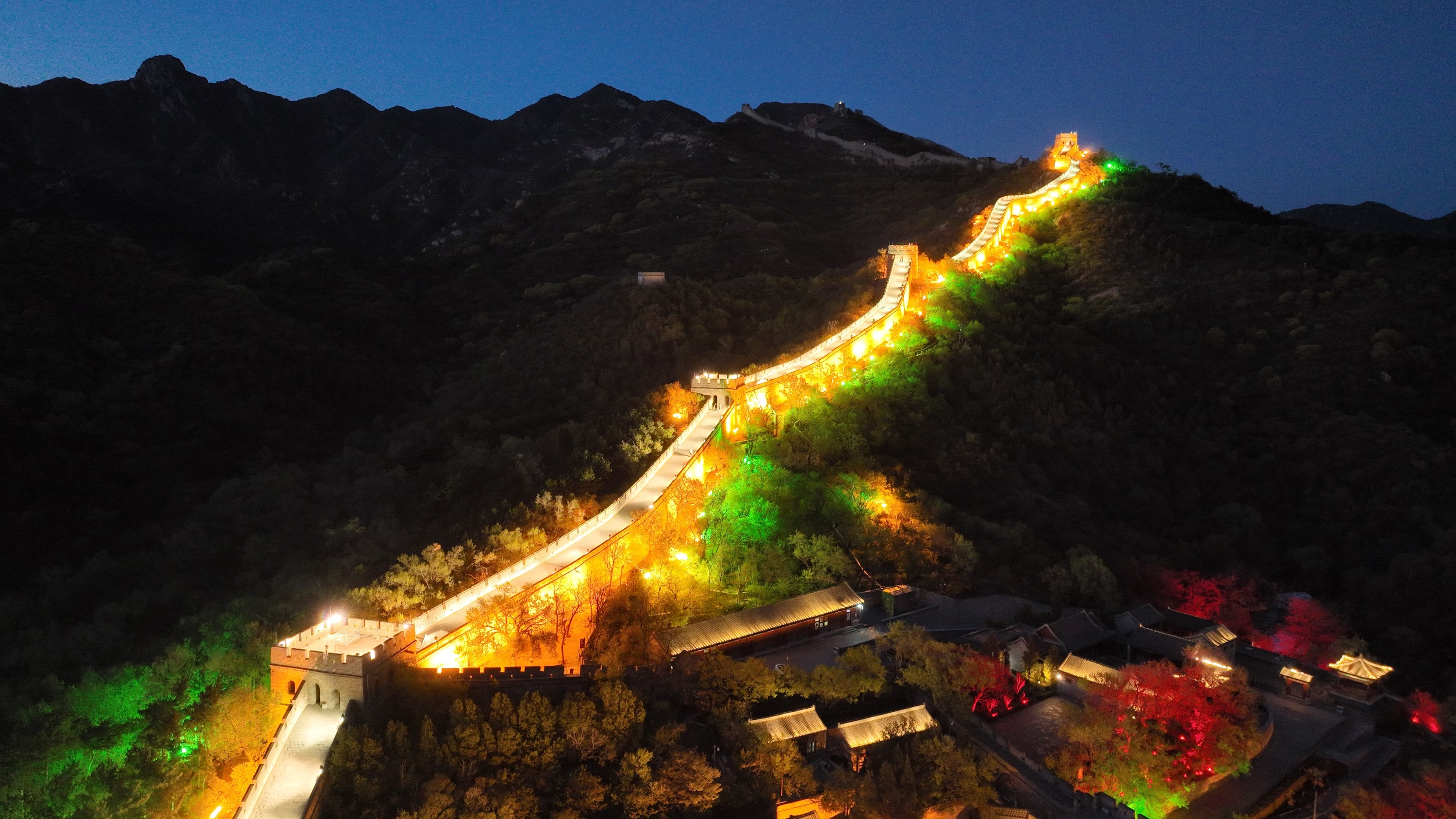 北京｜八達嶺長城一日遊【夜遊八達嶺長城/領略長城夜景魅力】