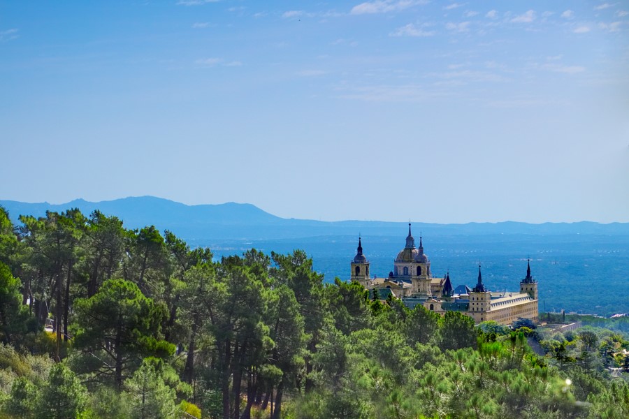 El Escorial and Valley Half-Day Morning Tour from Madrid