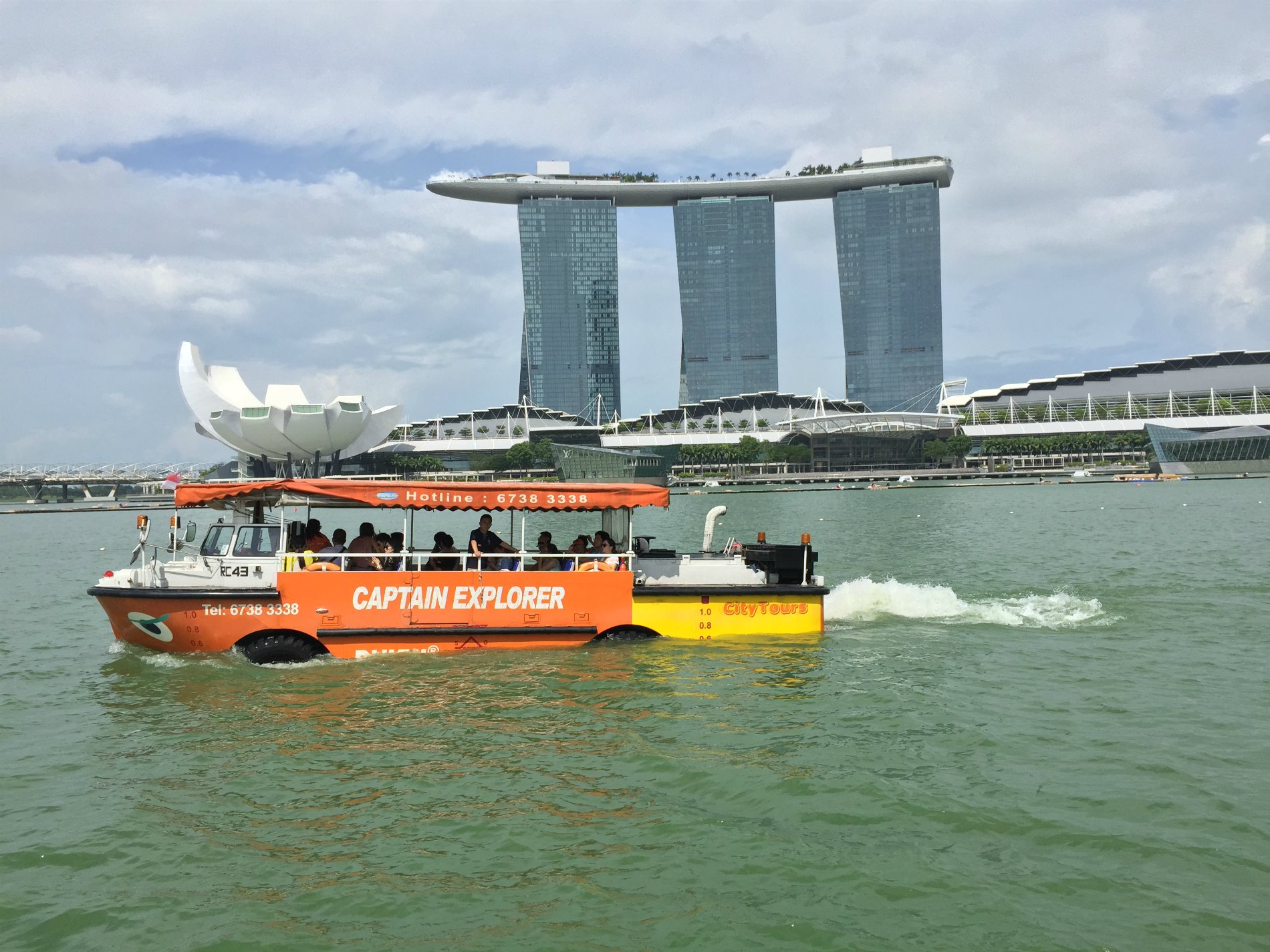 新加坡船長探索鴨子船觀光之旅