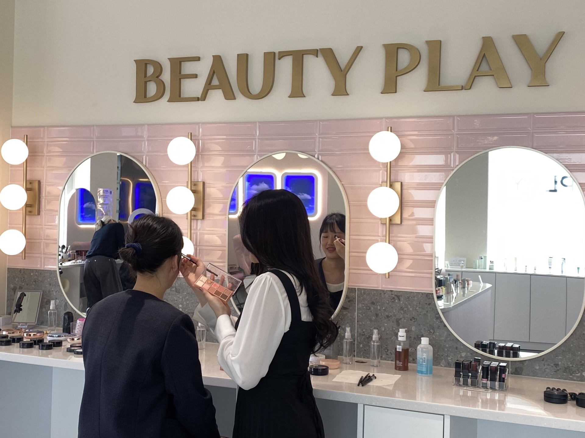 Beauty Play - Cosmetic Free Sample in Myeongdong, Hongdae 