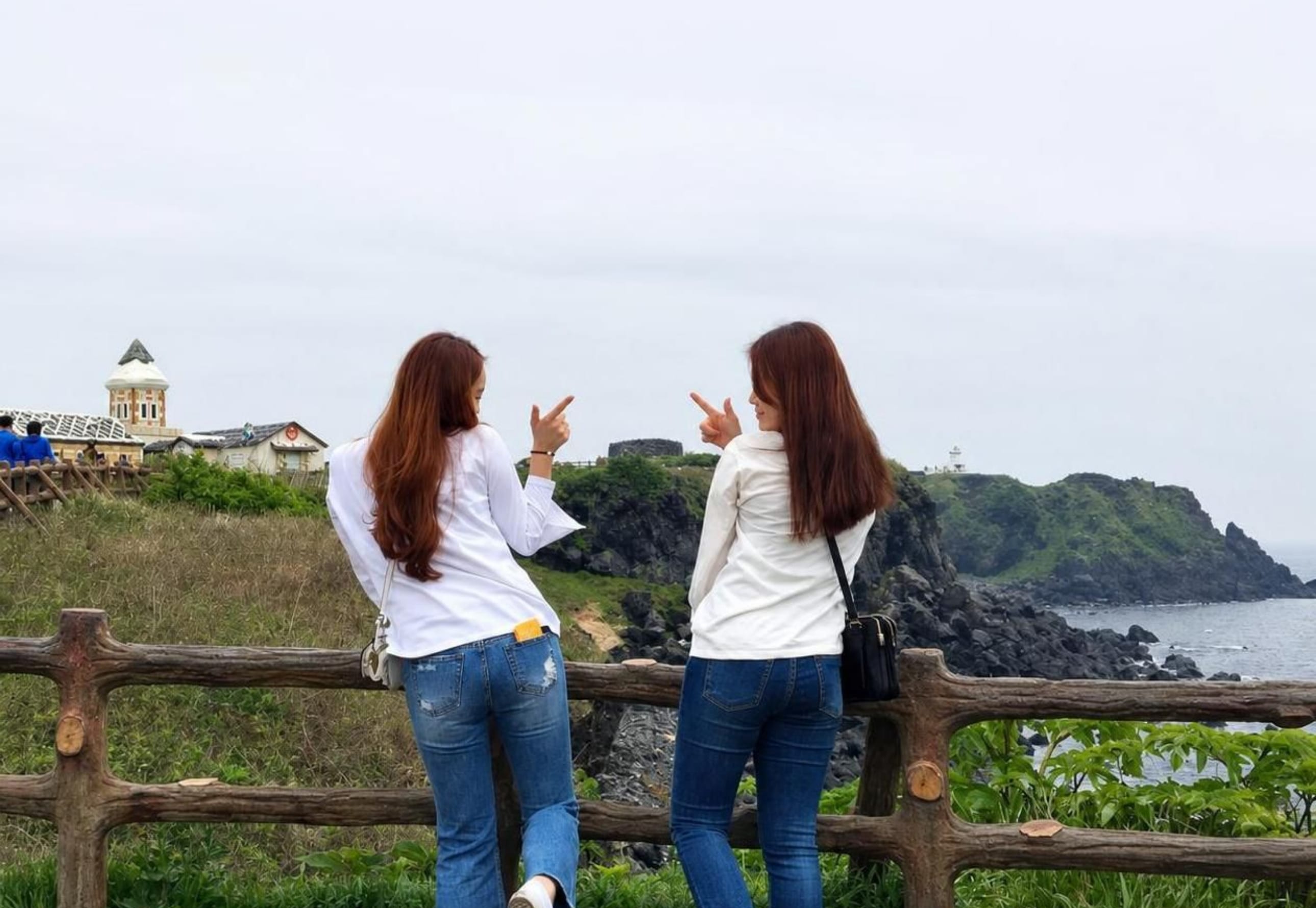 涉地可支：[UNESCO 東部]