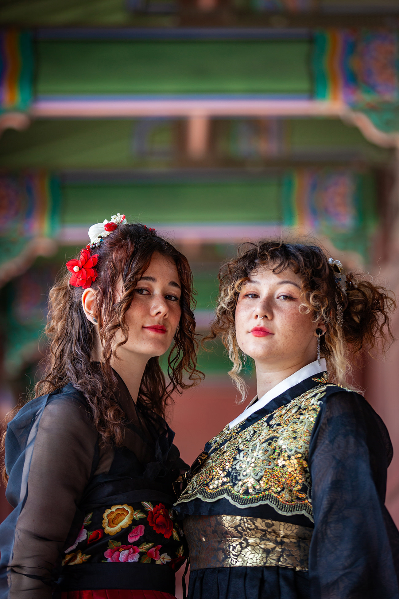 Royal Memories: Hanbok Photoshoot at Gyeongbokgung in Seoul