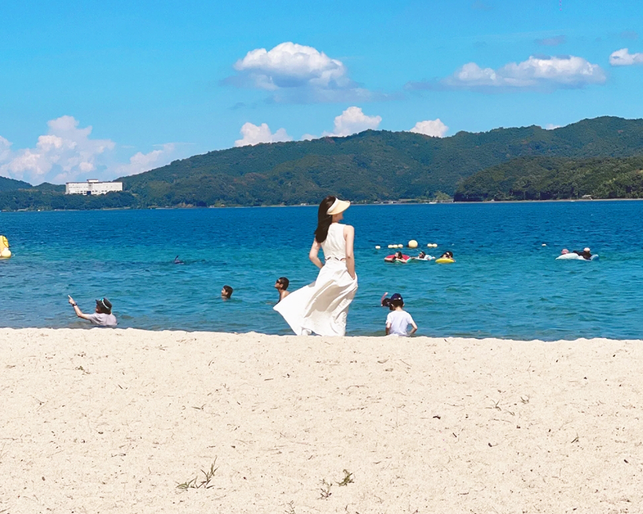 [Secret Place in Kyoto] Amanohashidate Spectacular View + Ine Funaya Fishing Port + Funaya Day + Miyama Gassho Village Thatched House Tour (Depart from Osaka)