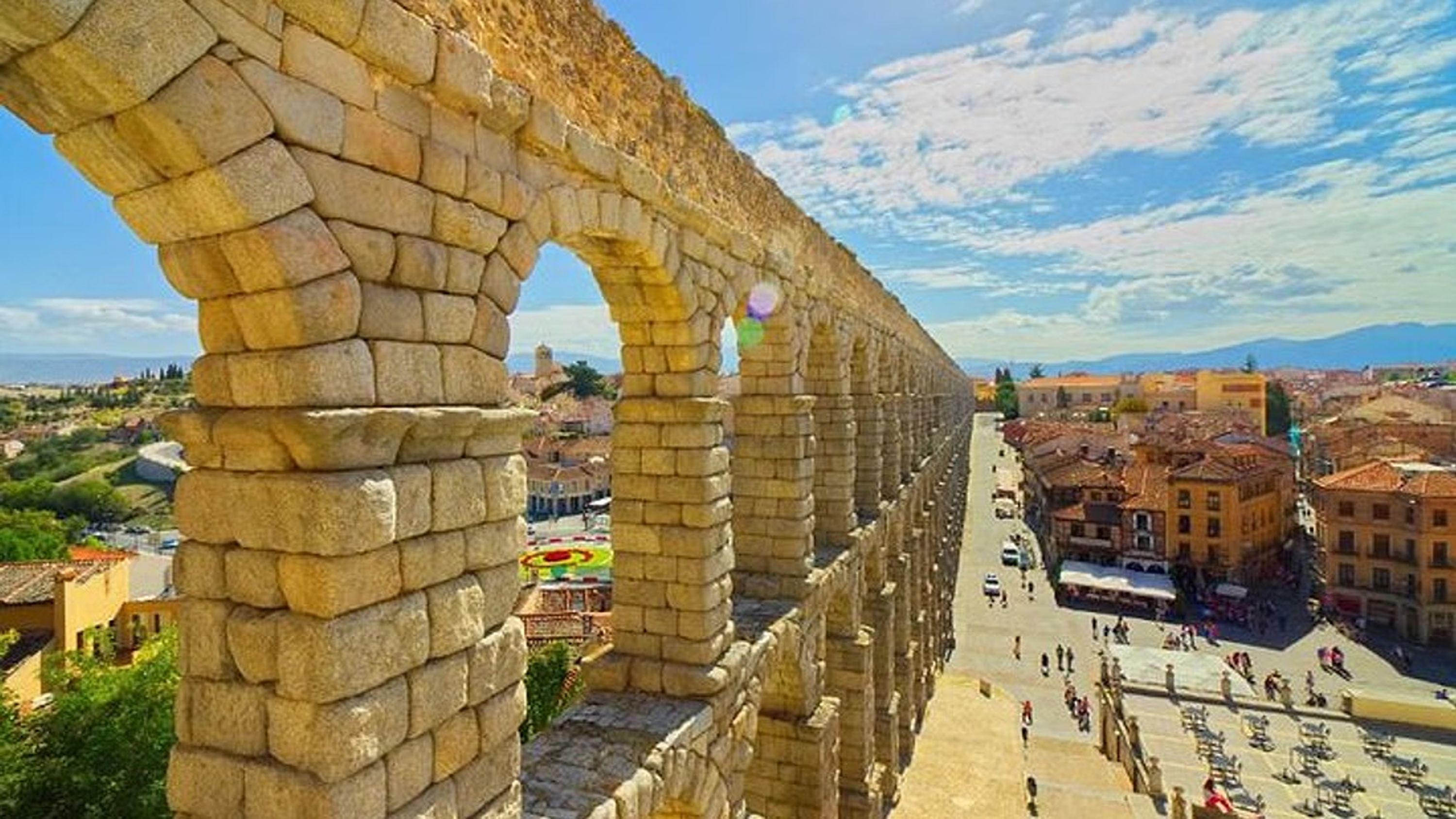 非常適合歷史愛好者和想要一日文化遊的首訪遊客