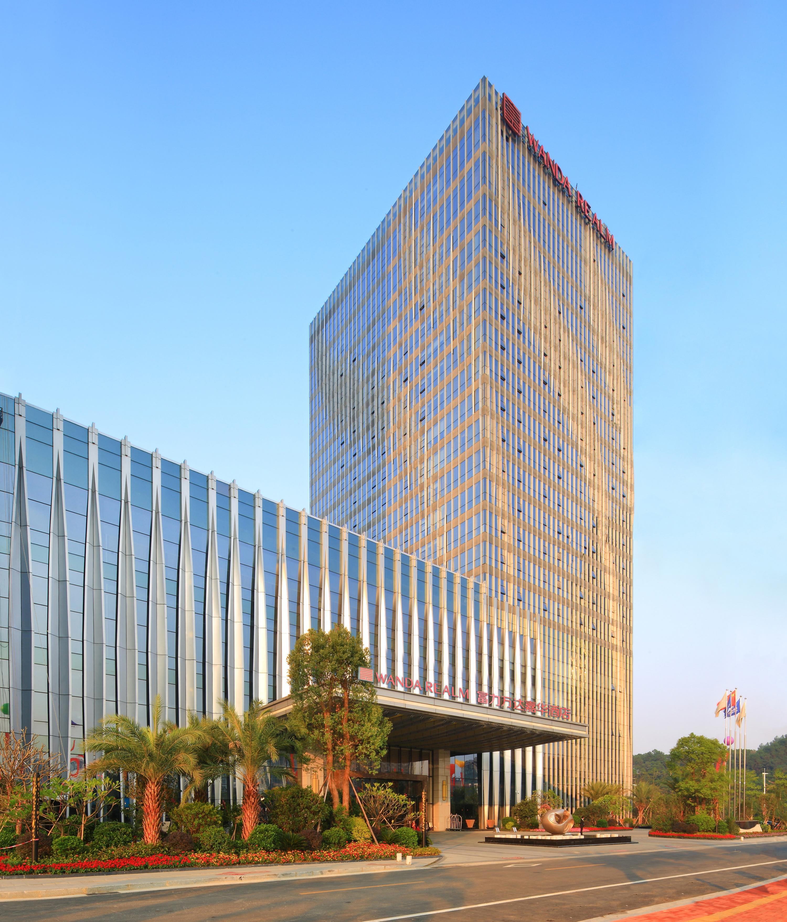 [No Weekend Surcharge] Jiangmen R&F Wanda Realm Hotel | Near Panda Family Park | Near Wanda Plaza