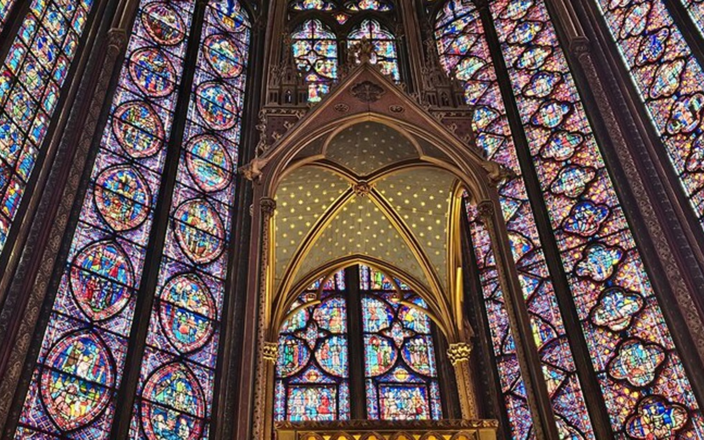 Notre-Dame Cathedral of Paris outdoor walking tour with Sainte-Chapelle access