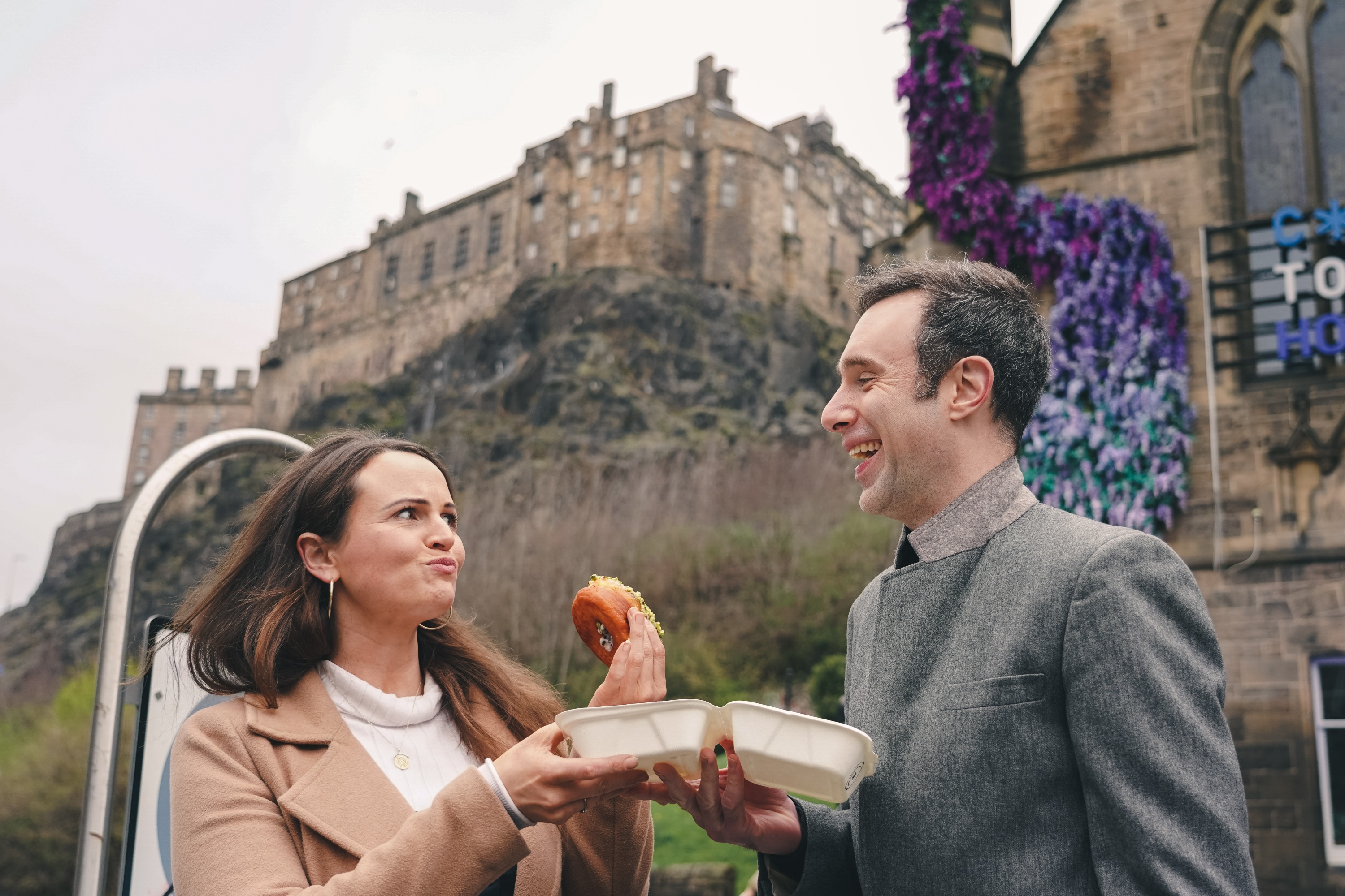 Edinburgh Private and Custom Food Tour with a Local Foodie