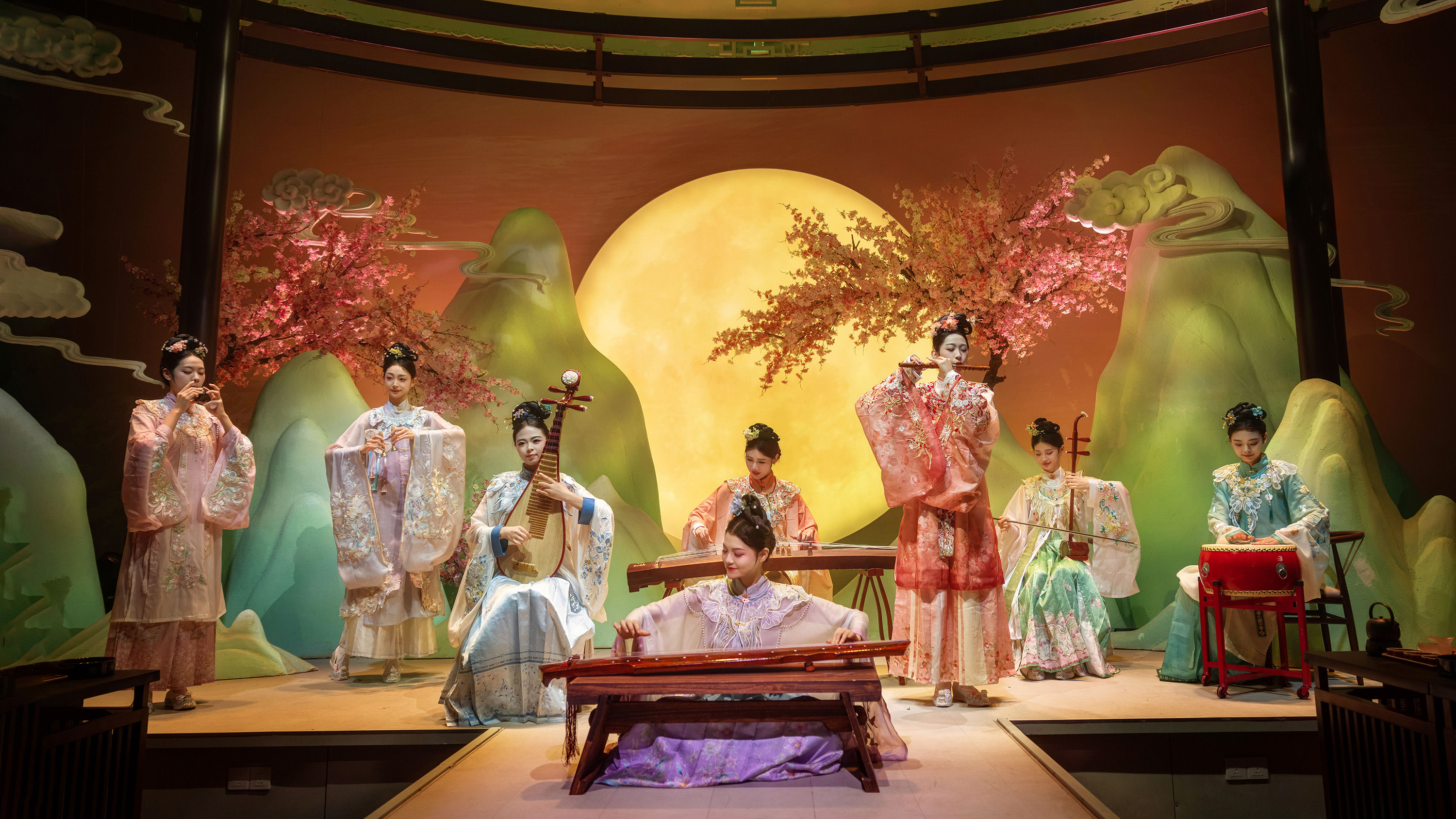Nanjing Poetry Banquet: An Immersive Royal Court Feast Experience