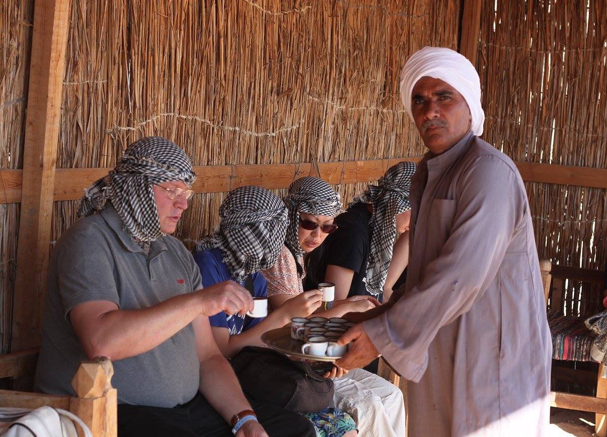 超級沙漠歷險記：從胡爾加達出發 (Mega Safari Adventure: A Desert Journey from Hurghada)