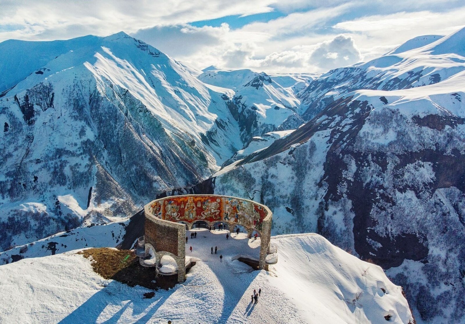 Private Tours From Tbilisi to Kazbegi Ananuri Gudauri Gergeti