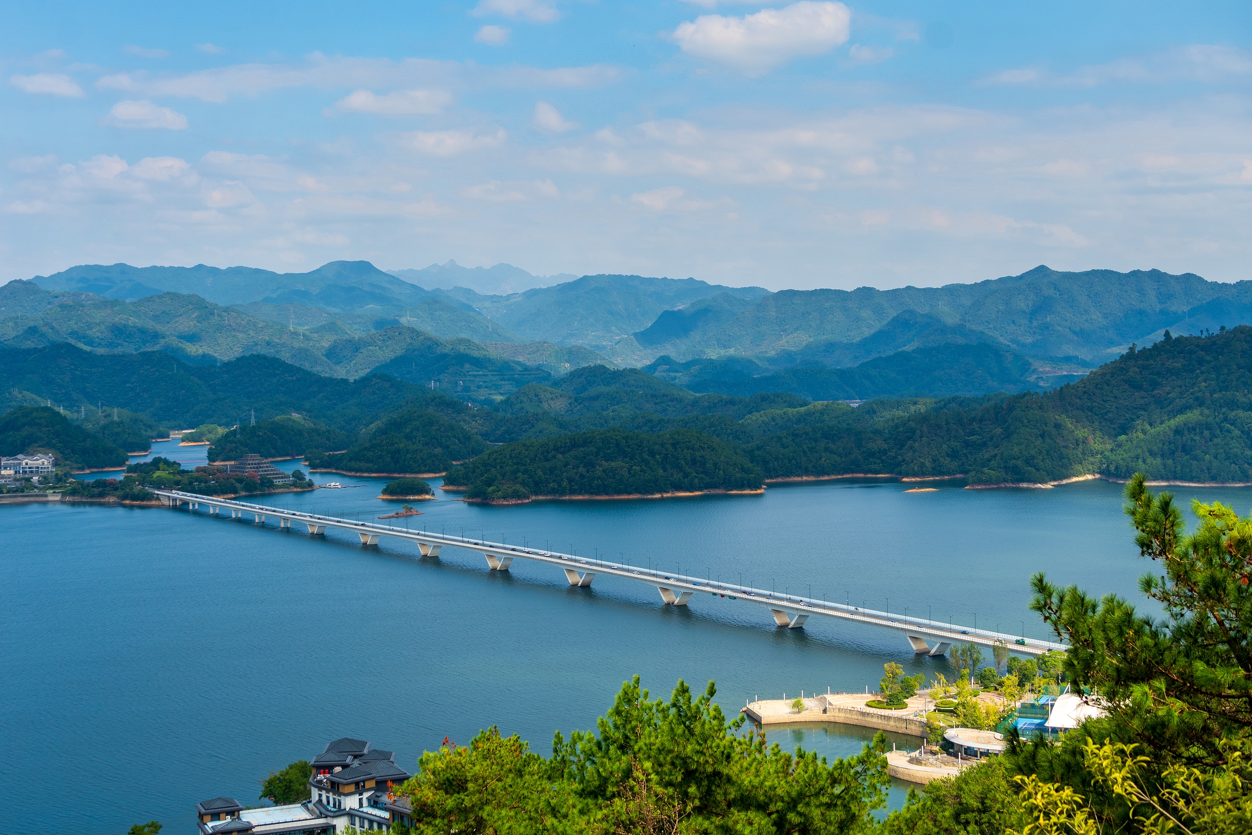 杭州千島湖休閒遊艇+巨網捕魚+皮划艇+夢姑塘1日遊