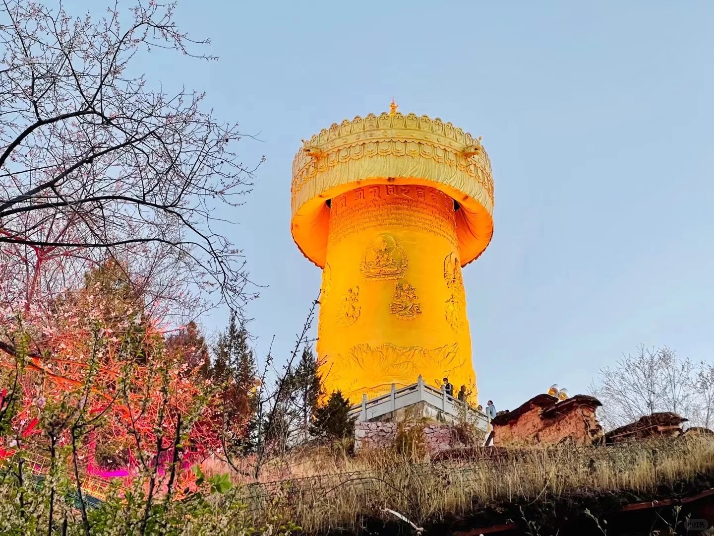 One-day tour to Songzanlin Monastery & Pudacuo National Park, Shangri-La, Yunnan