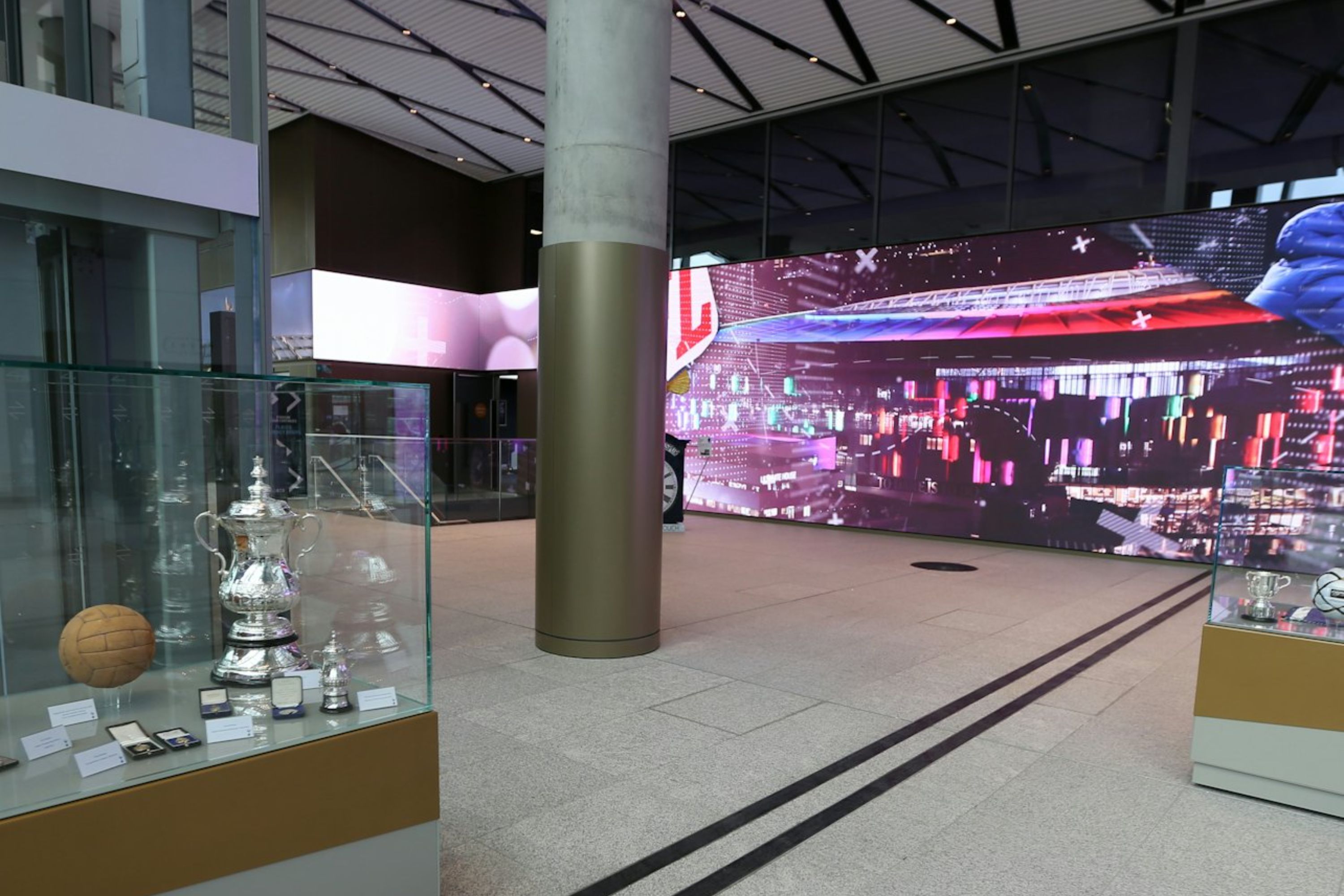 托特納姆熱刺球場 (Tottenham Hotspur Stadium) 門票