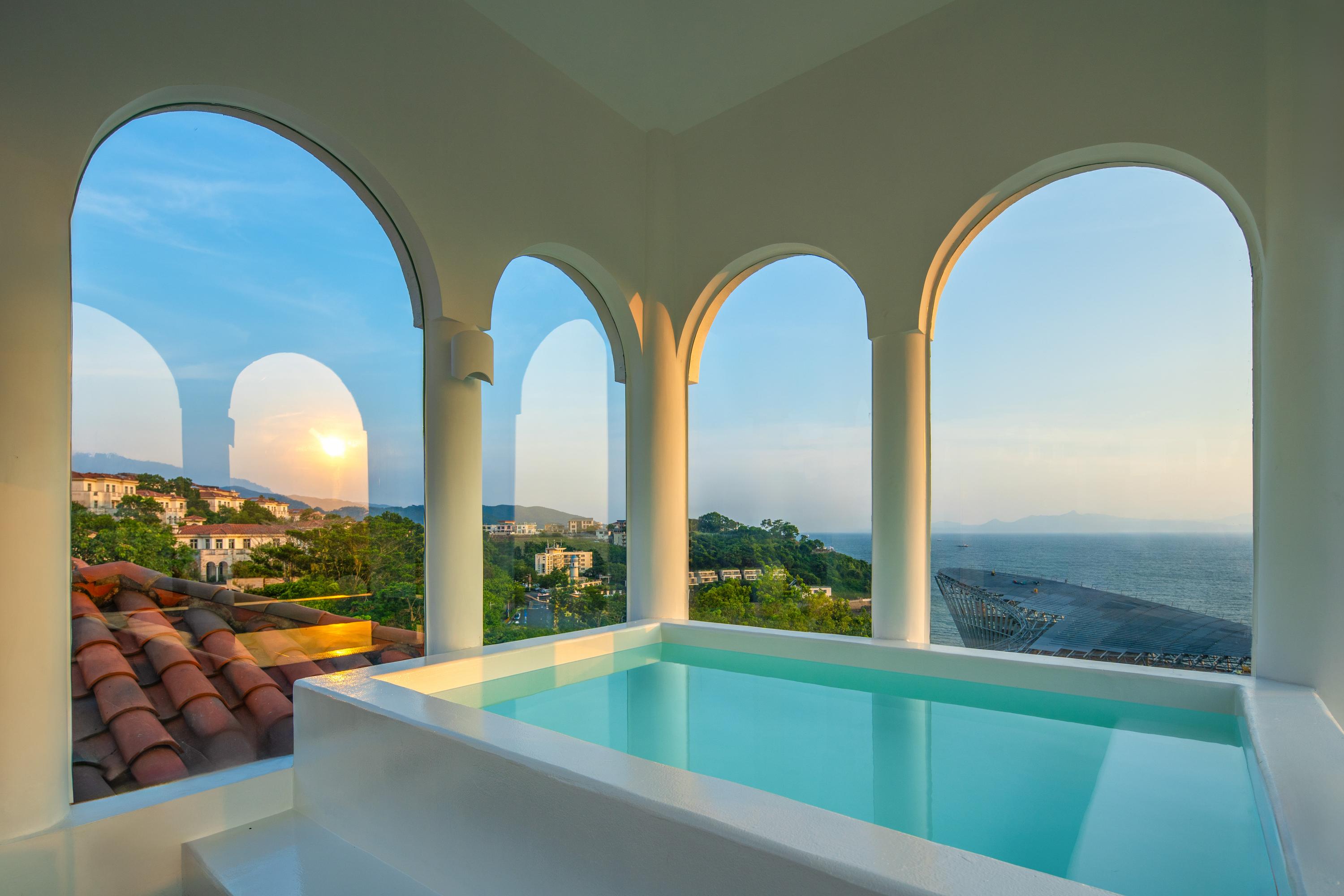 [Comfortable Hot Spring Bath] Mi Yue · Shenzhen Roman Holiday Hot Spring Bath & Beautiful Accommodation Package | Exotic Flair | Romantic Atmosphere