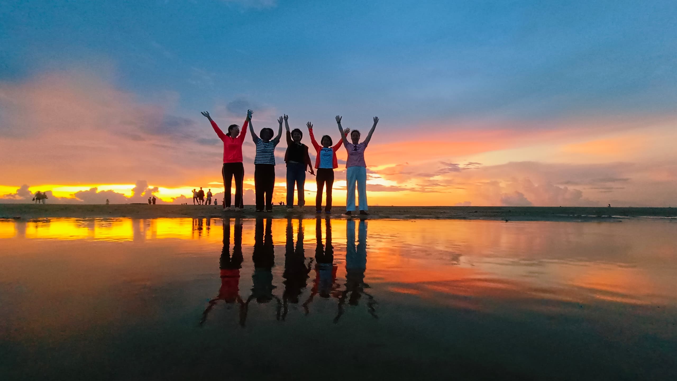 Bongawan 紅樹林遊船和螢火蟲之旅 (Bongawan Mangrove Cruise and Fireflies Tour)