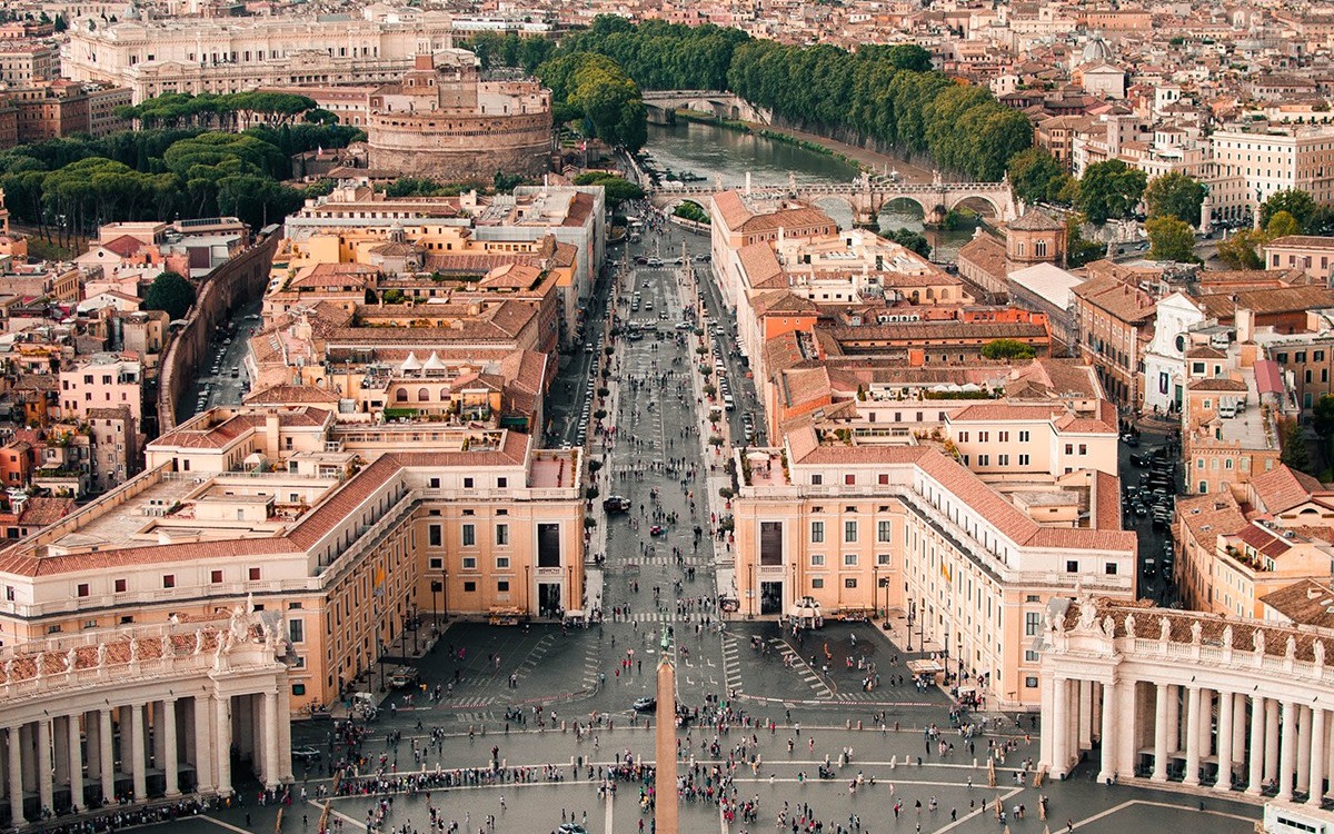 OMNIA Vatican and Rome Card