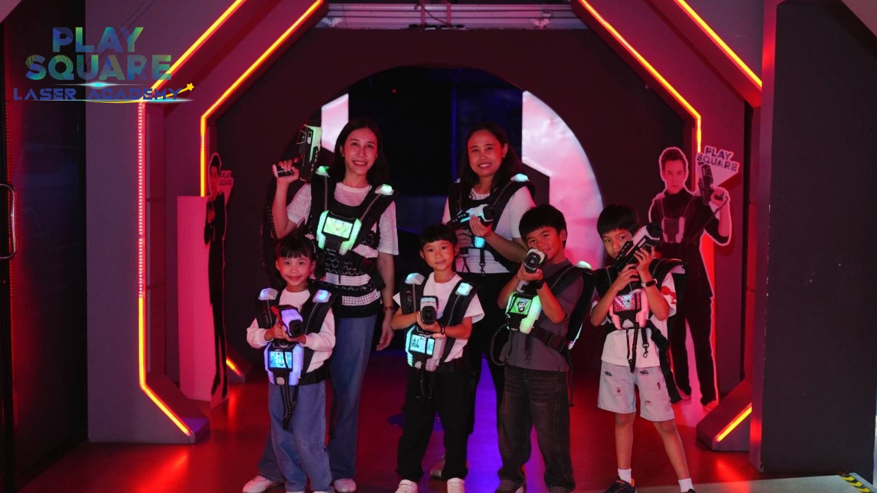 準備好在 Central EastVille 分店 400 平方公尺的競技場中，體驗三個刺激的關卡吧！這裡專為各年齡層的玩家設計，充滿驚險、策略與星際樂趣！