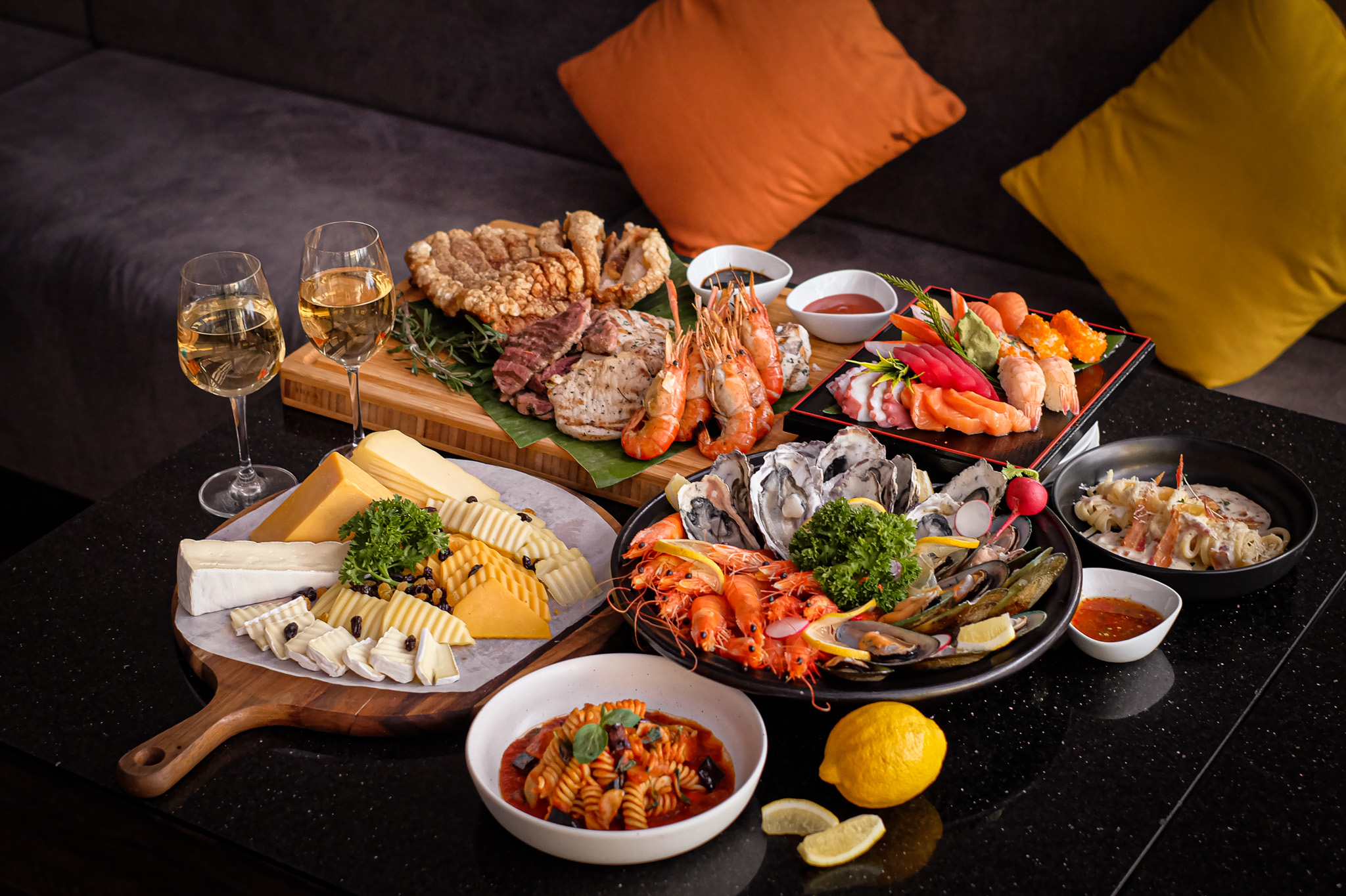 All-day Buffet at Zeta Cafe Holiday Inn Bangkok Sukhumvit 22