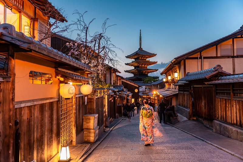 Kyoto Kinkakuji Temple, Kiyomizu Temple, Matcha Experience, Heian Shrine, and Rabbit Shrine Day Tour