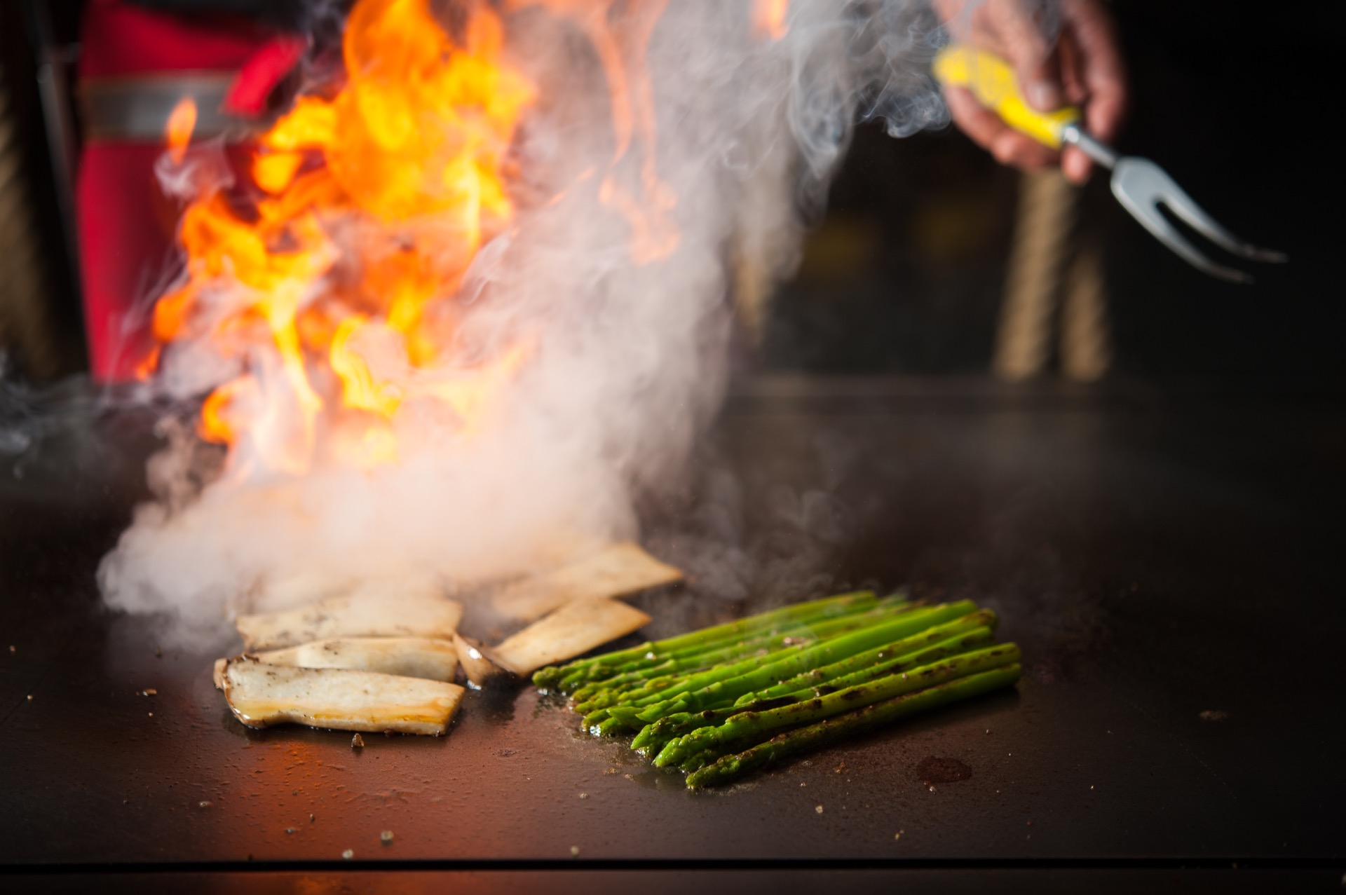 All-You-Can-Eat Teppanyaki at Benihana Grand Mercure Bangkok Atrium