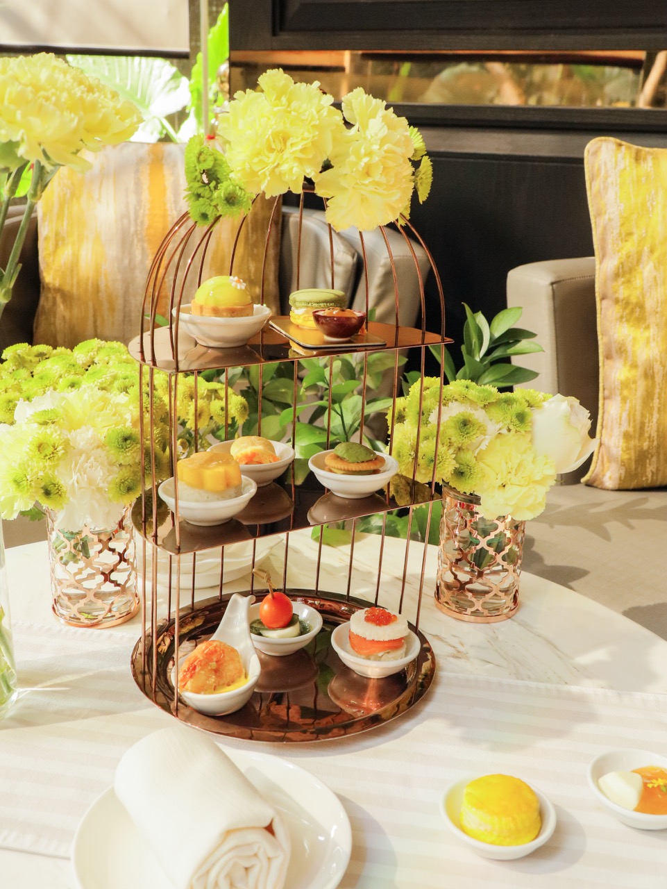 下午茶，曼谷素坤逸凱悅酒店 (Hyatt Regency Bangkok Sukhumvit) 大堂酒廊