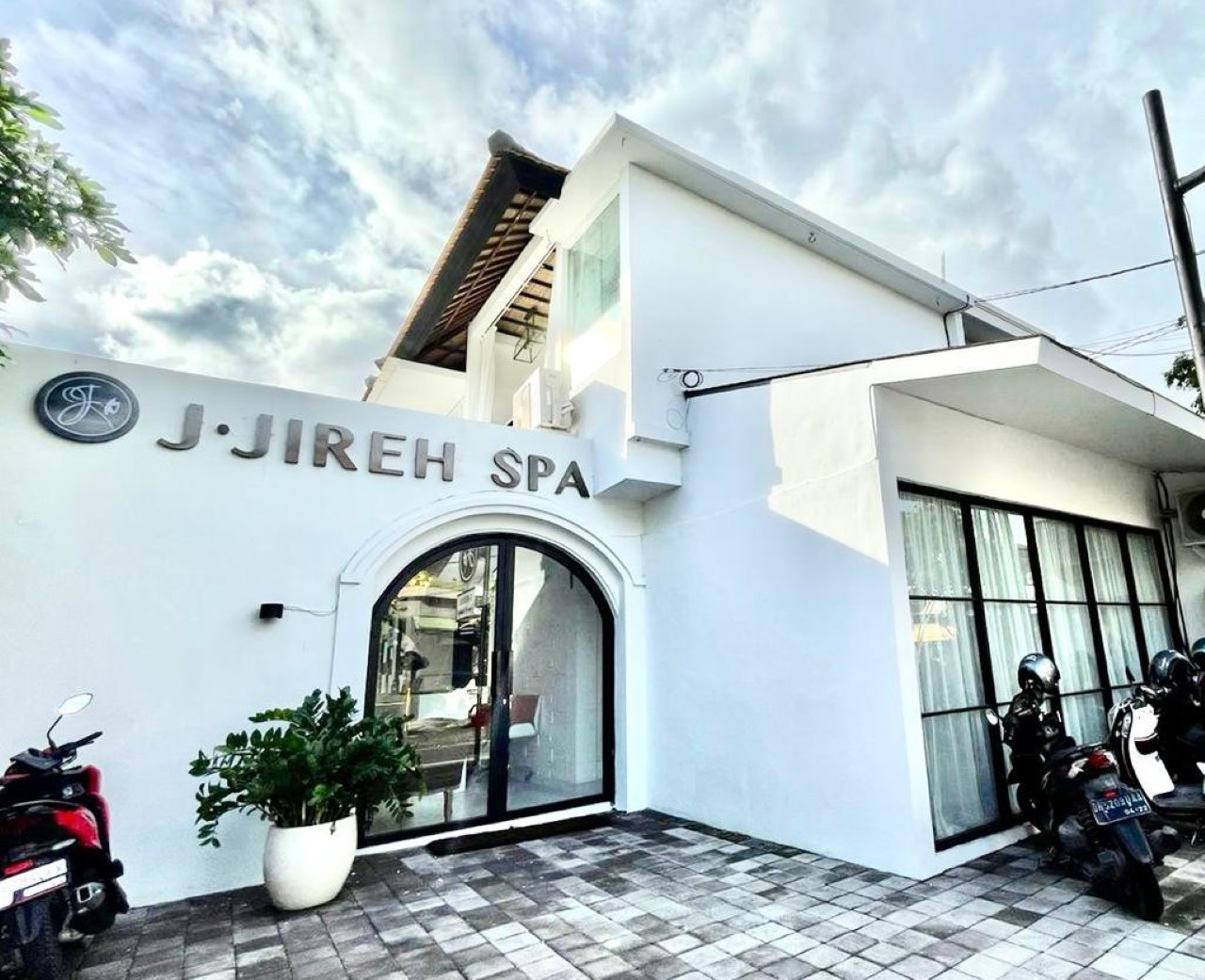 Balinese Massage and Facial at J-Jireh Spa & Salon in Canggu