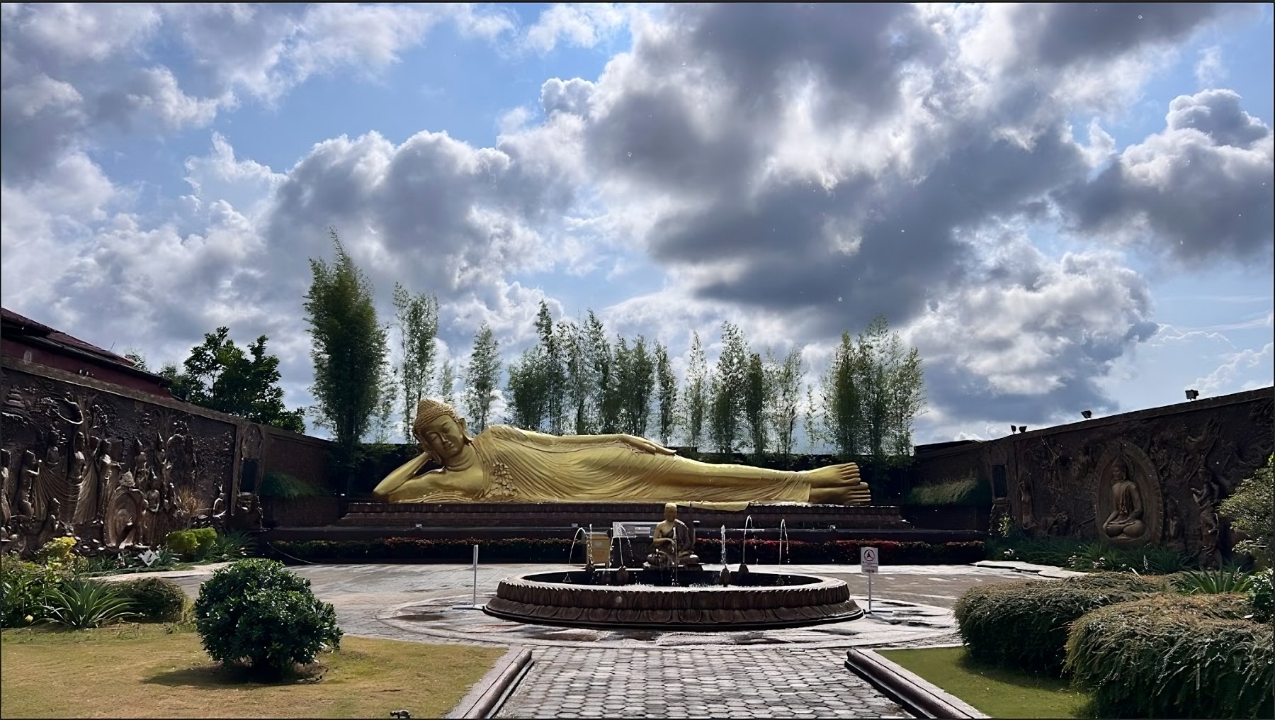 一次探索一種文化，感受每一個神聖時刻