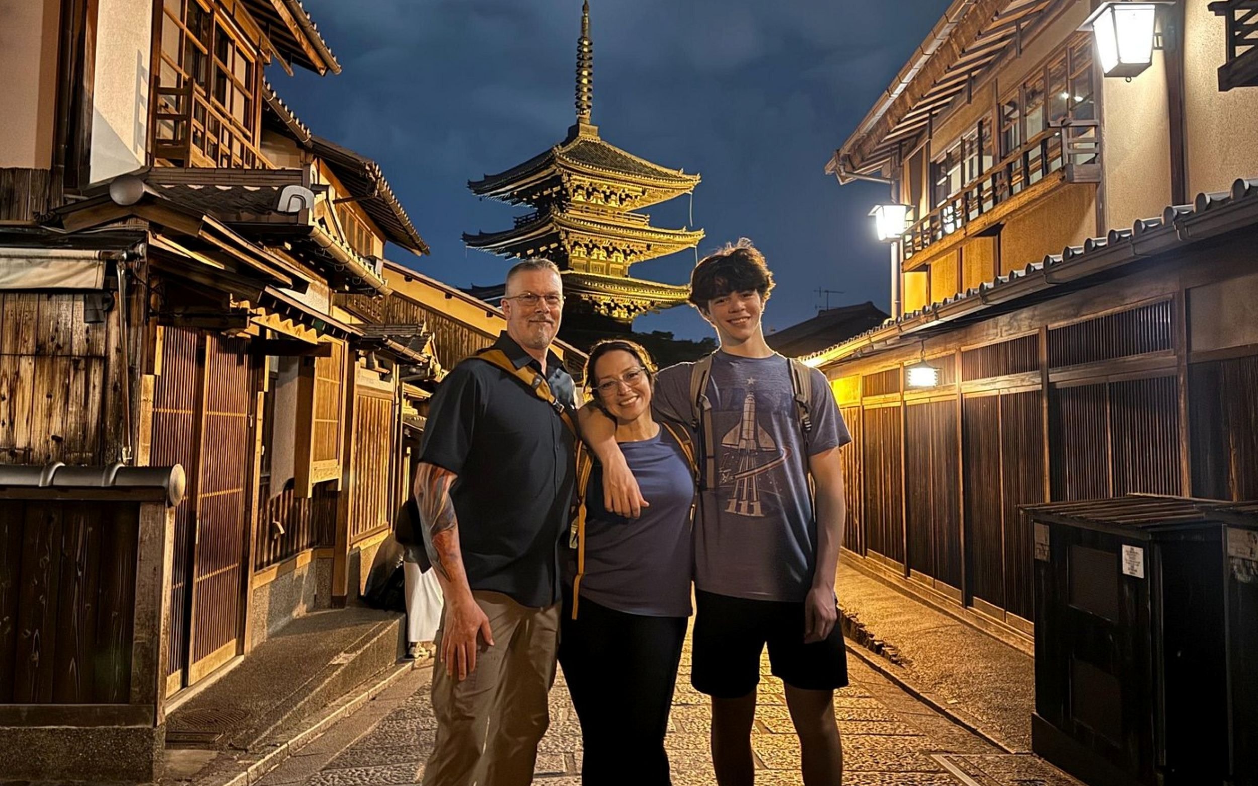 Kyoto Gion Night Walk: Explore the Geisha District and Hidden Gems