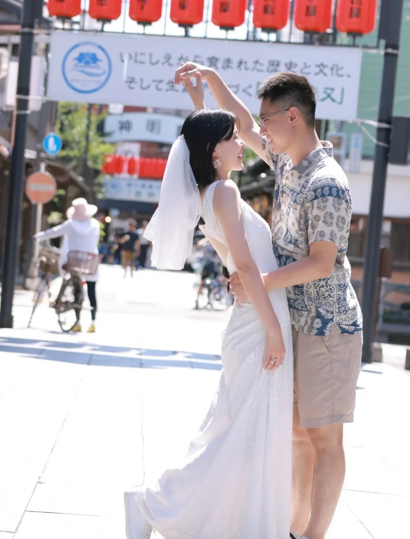 Japanese light wedding photography service