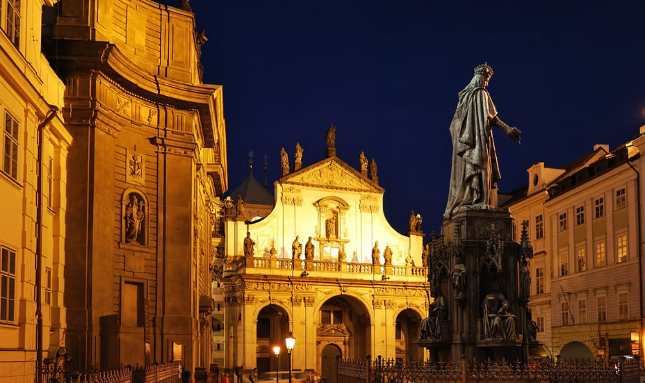Prague Ghosts and Legends Walking Tour