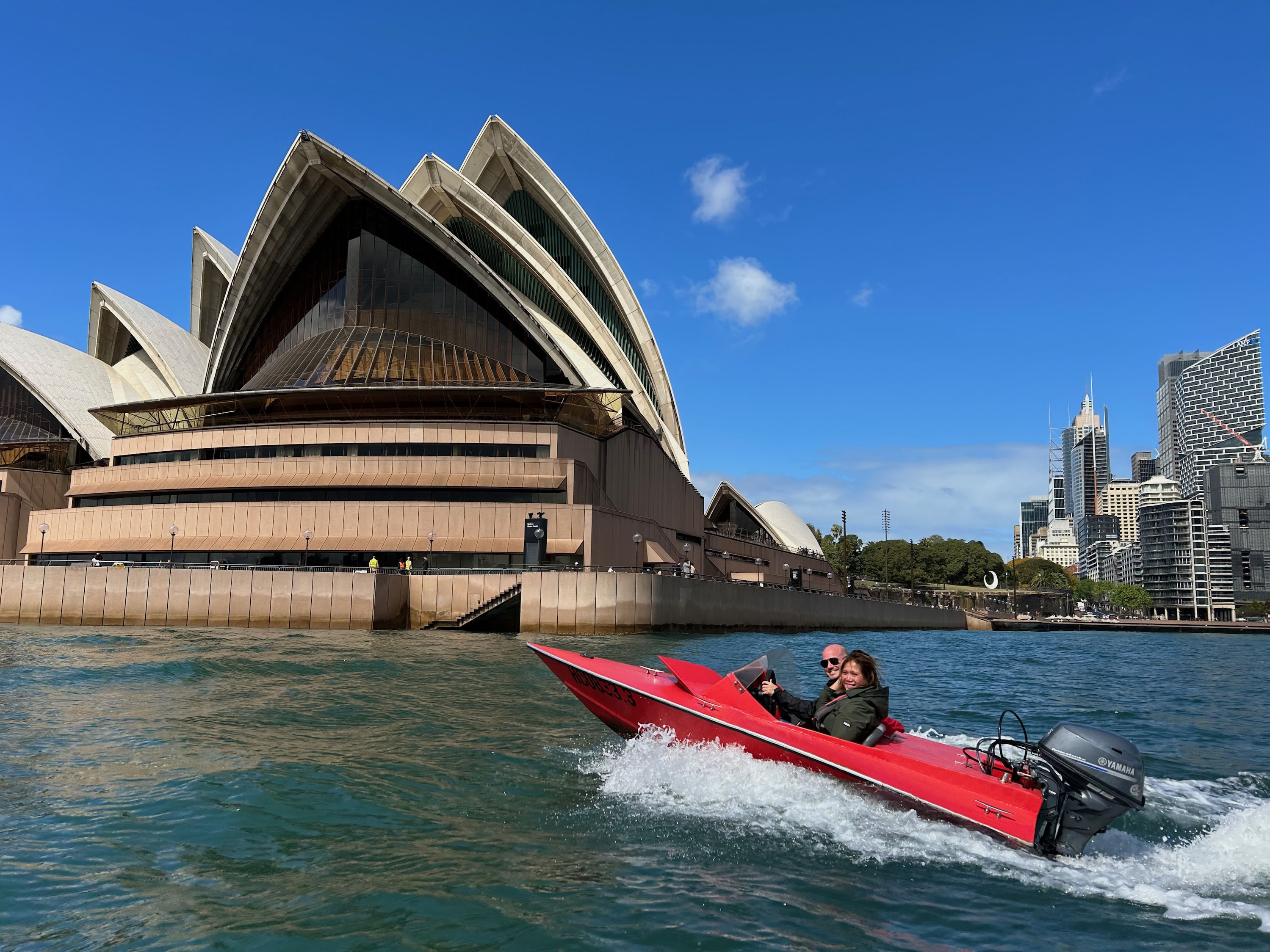 2-Hour Sydney Harbour Icons Self-Drive Boating Adventure