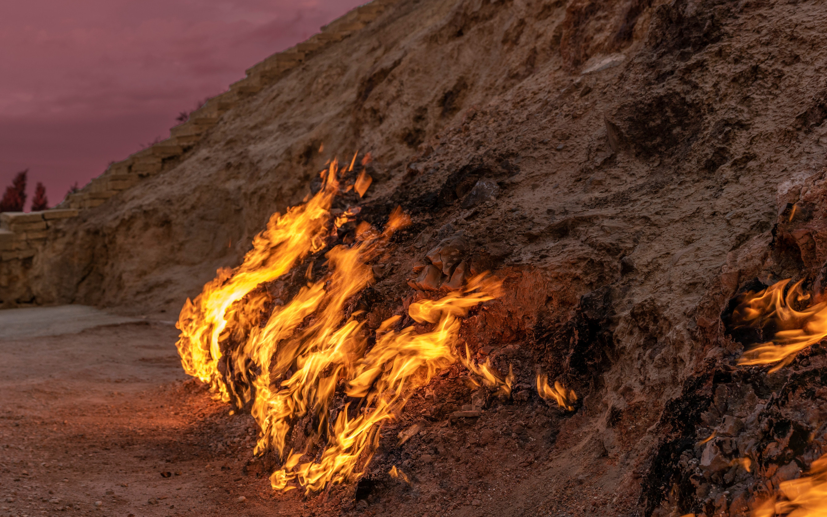 Eternal Flames & Stone Legends: Gobustan and Absheron Day Tour