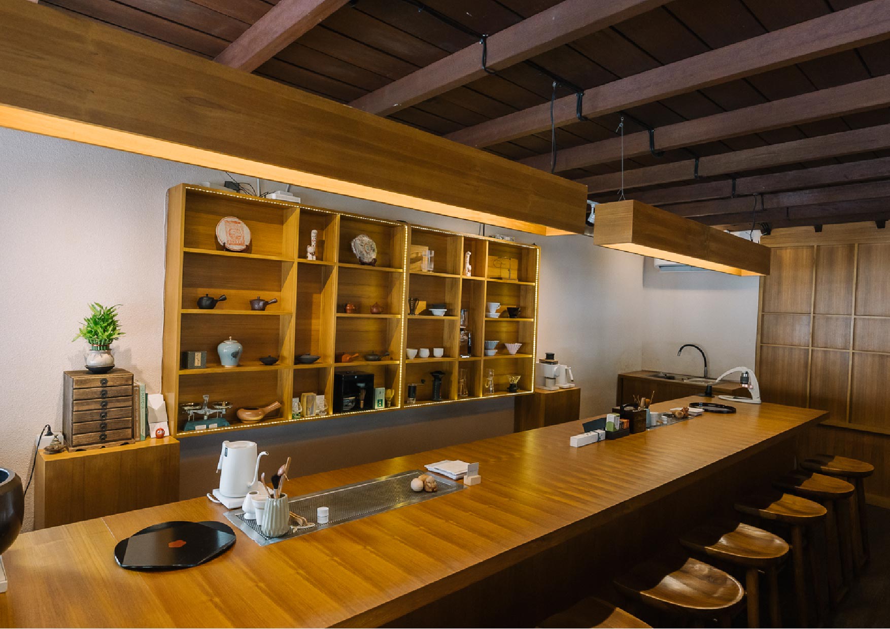 Matcha Crafting & Tea Cocktail Workshop at Chontea Bali