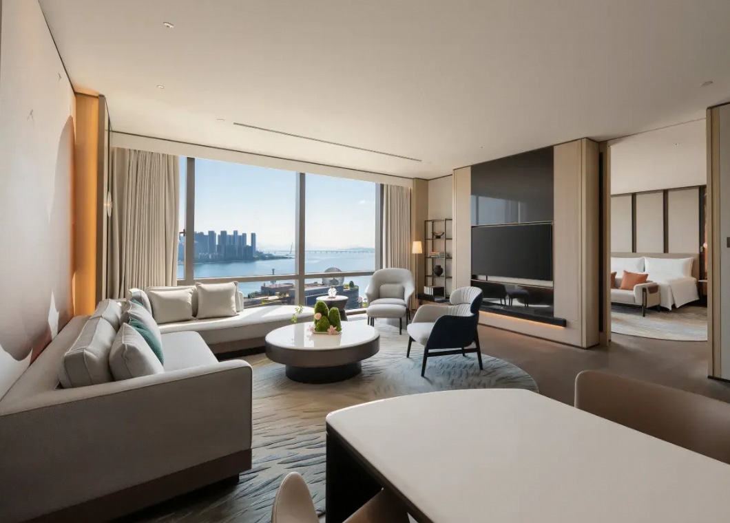 Skyline Premier Suite Reference Image
