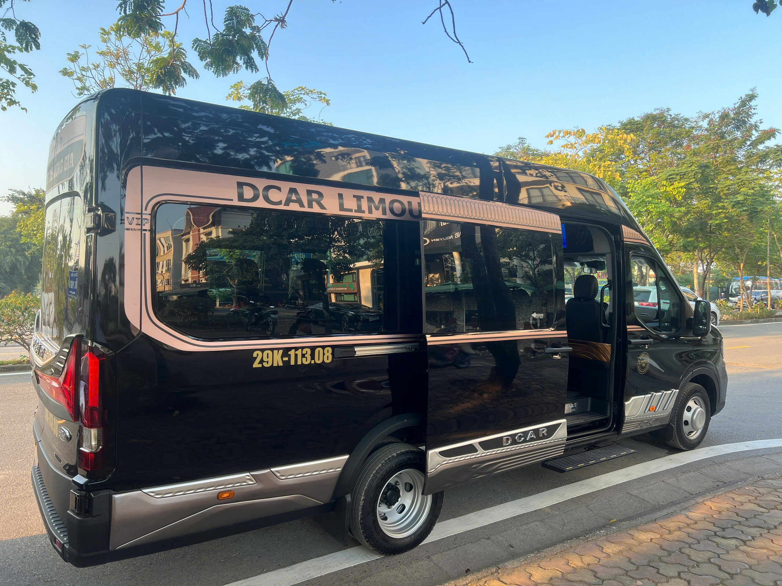 Dcar VIP 豪華轎車