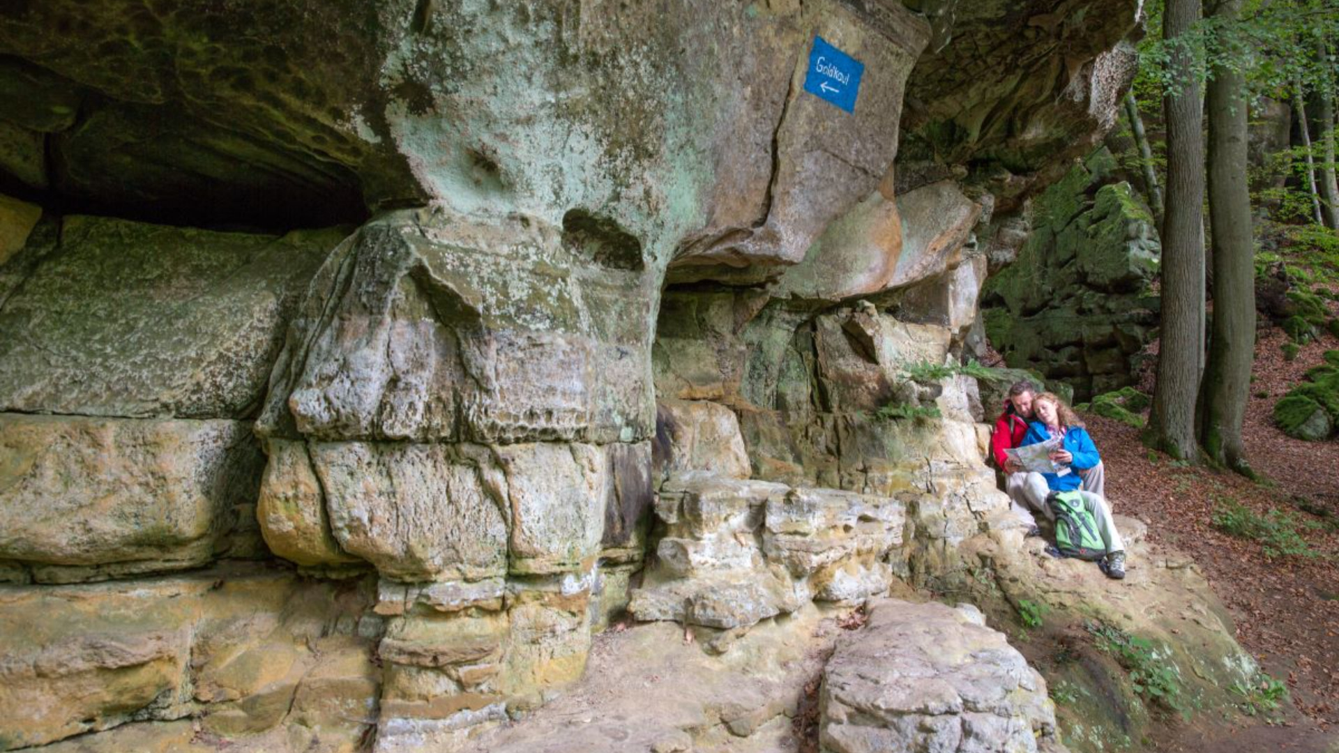 Nature and Castle Day Tour in Luxembourg