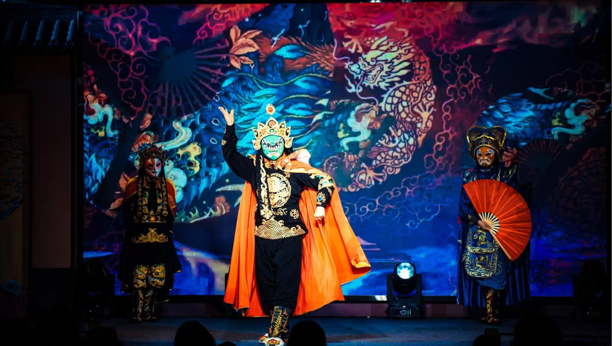 四川成都舞臺劇《遇見天府》演出票（成都必看演出+沉浸體驗+一場穿越千年的文化之旅+古蜀秘境+織女浣紗+非遺長嘴壺秀+詩舞長廊+再會杜甫+演員互動環節）