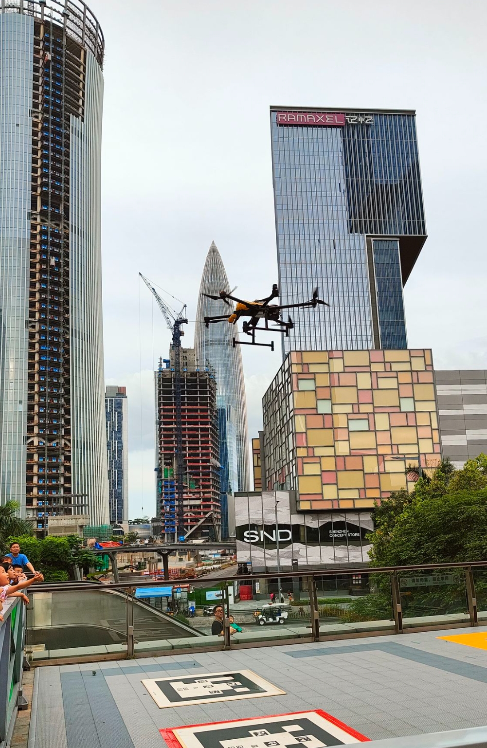 Shenzhen Futuristic Tech 3-Hour Interactive Tour