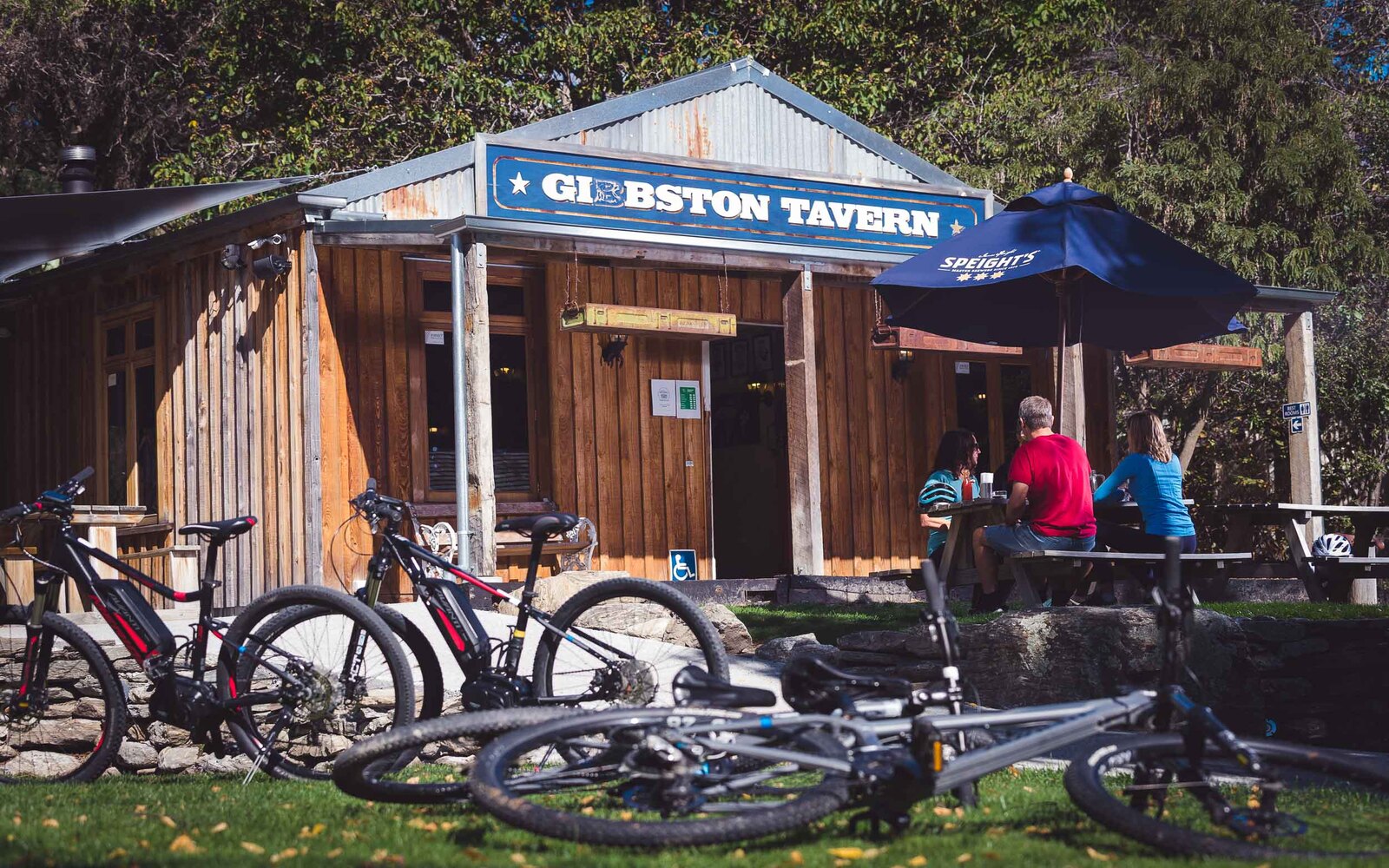 Stop at Gibbston Tavern to relax and take in the surrounding Central Otago scenery