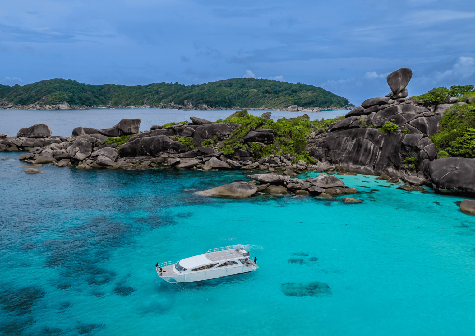 Phuket Similan Islands Full-Day Discovery with Snorkeling