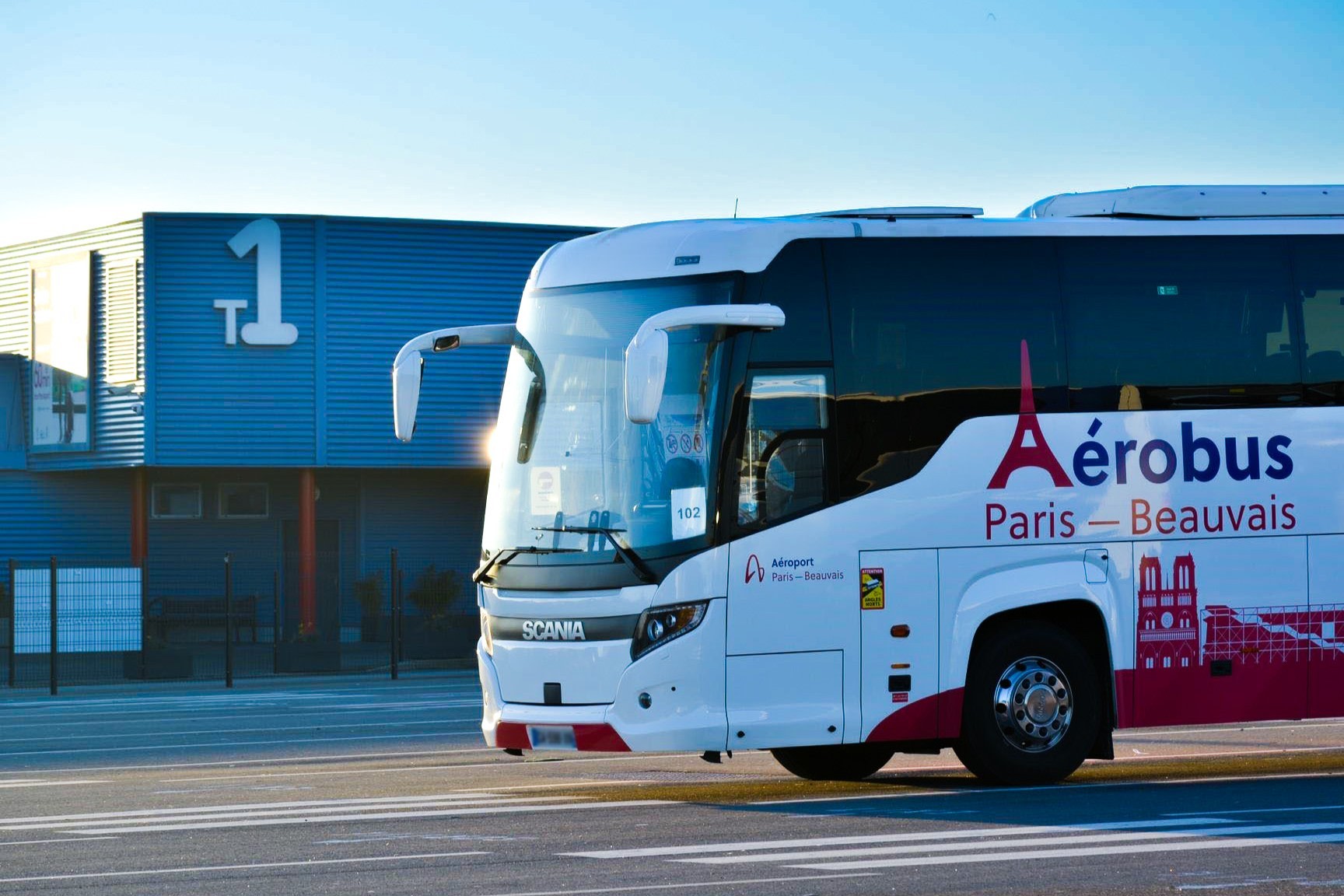Трансфер из аэропорта Париж-Бове на Aerobus