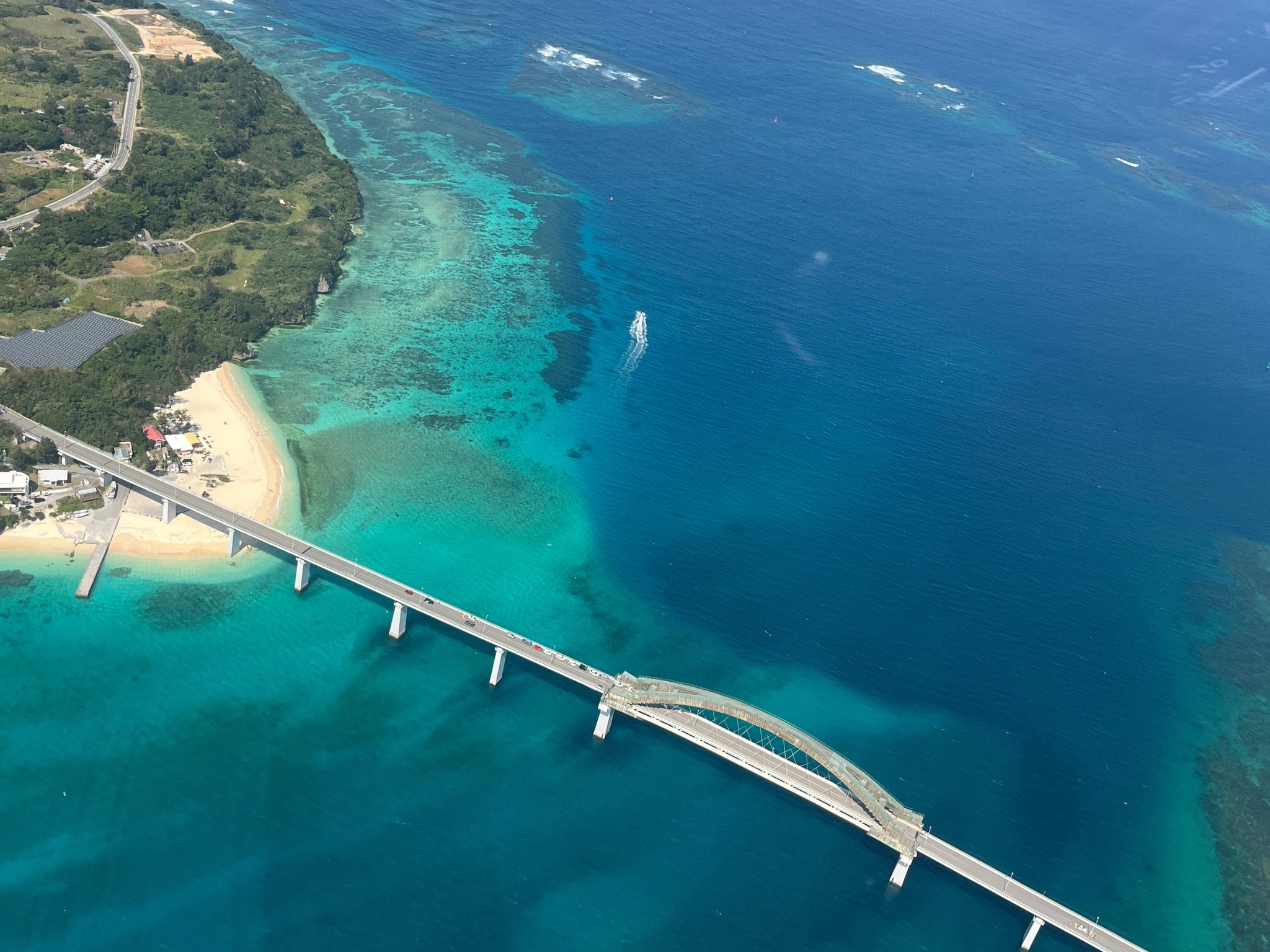 Okinawa: Helicopter Tour Experience