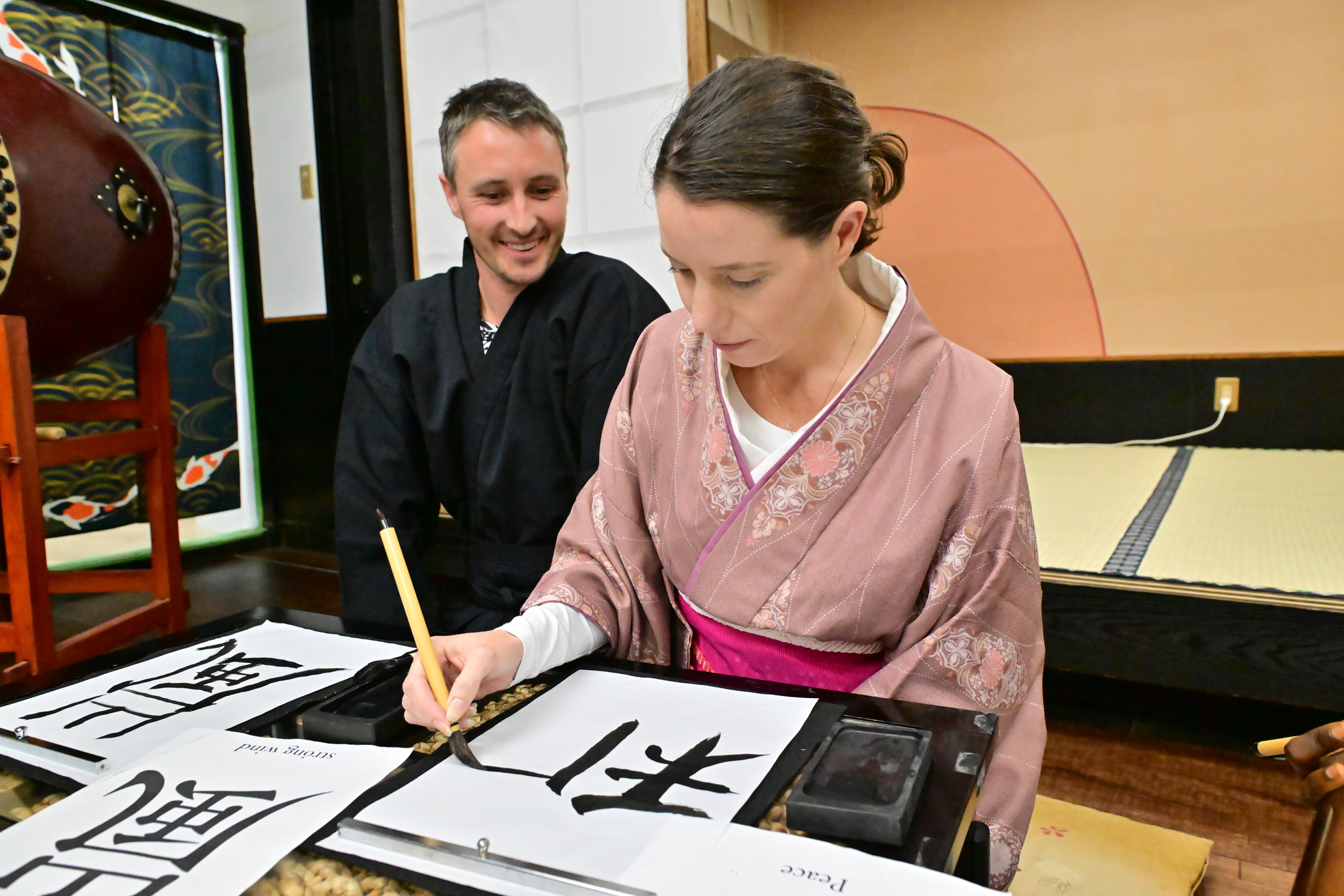 在大阪城附近體驗武士道與禪文化，並可拍照留念