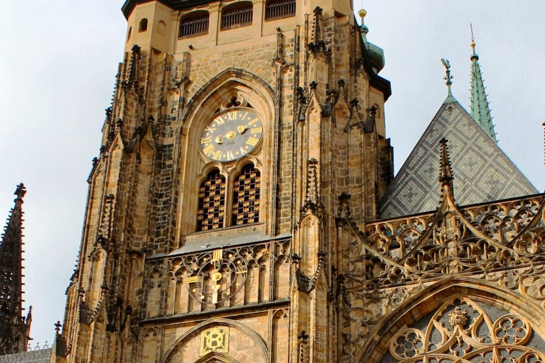 Prague CoolPass with Admission to Top 60 Attractions & Discounts